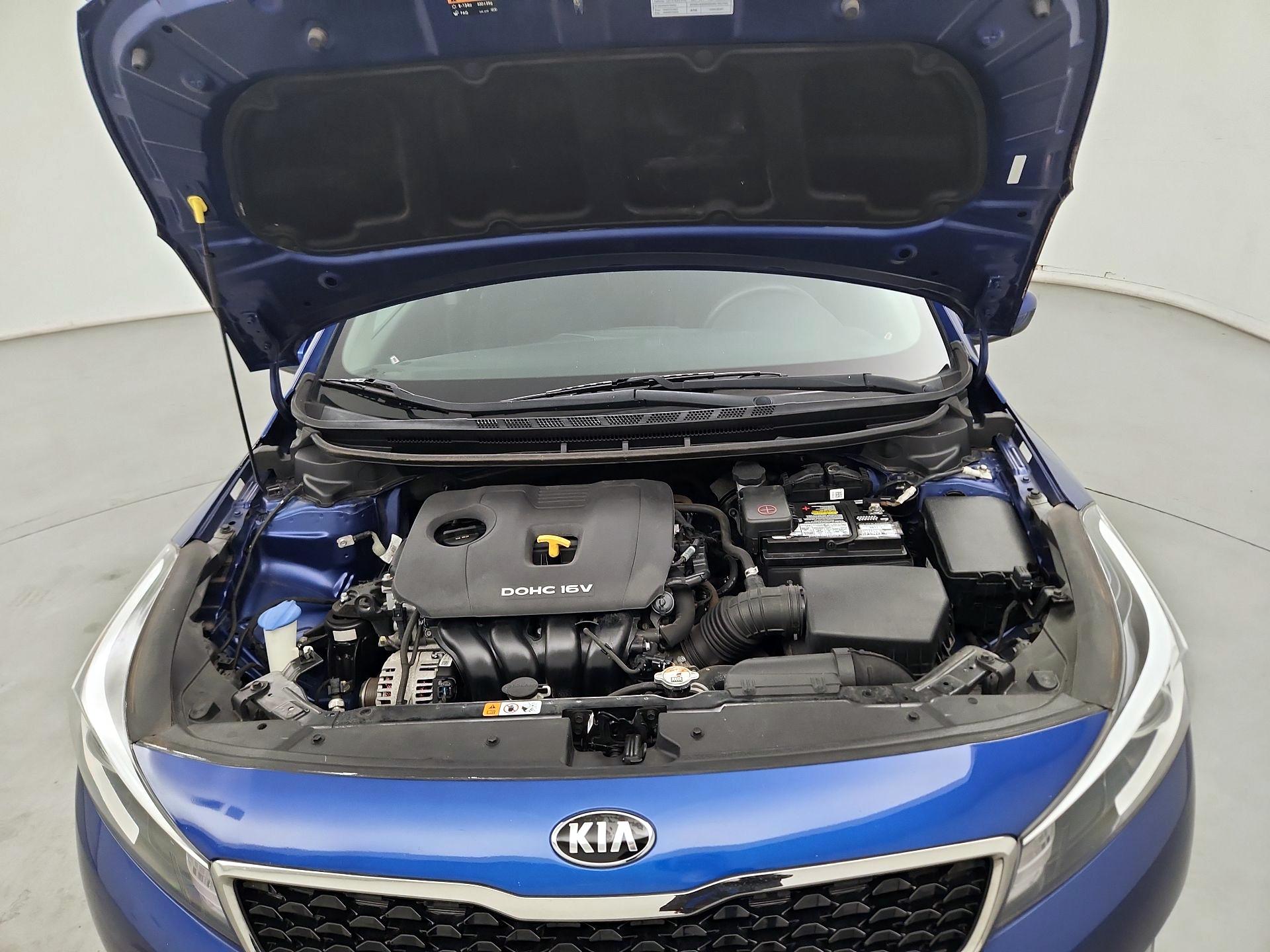 Thumbnail: 2017 Kia Forte - 18