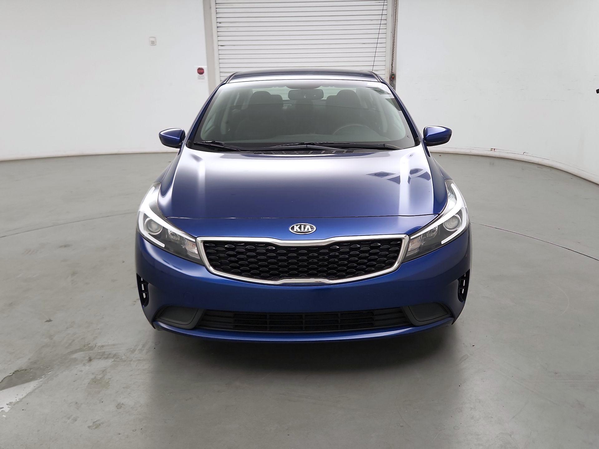 Thumbnail: 2017 Kia Forte - 2