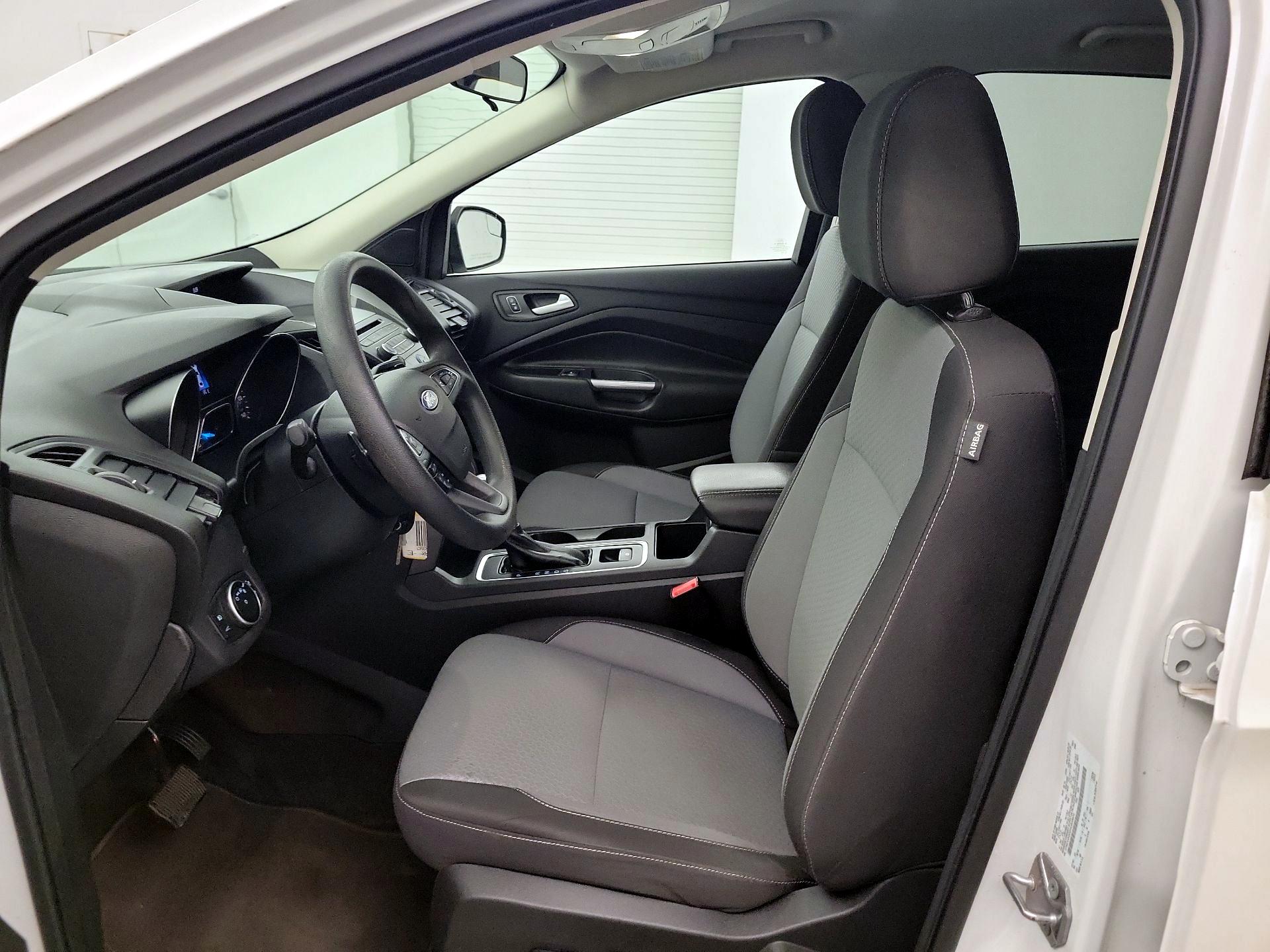 Thumbnail: 2017 Ford Escape - 9