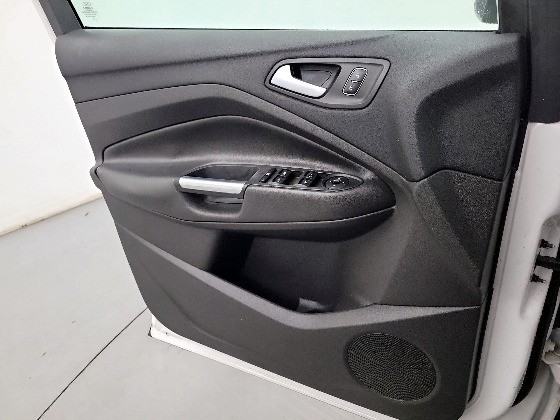 Thumbnail: 2017 Ford Escape - 10