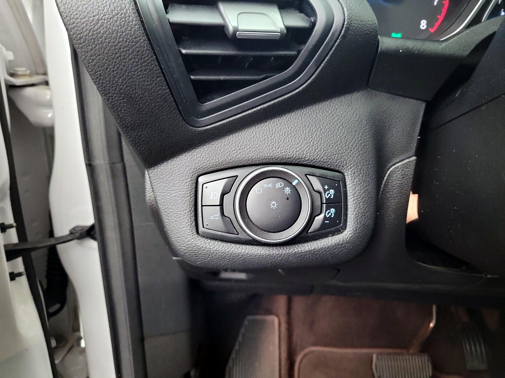 Thumbnail: 2017 Ford Escape - 11