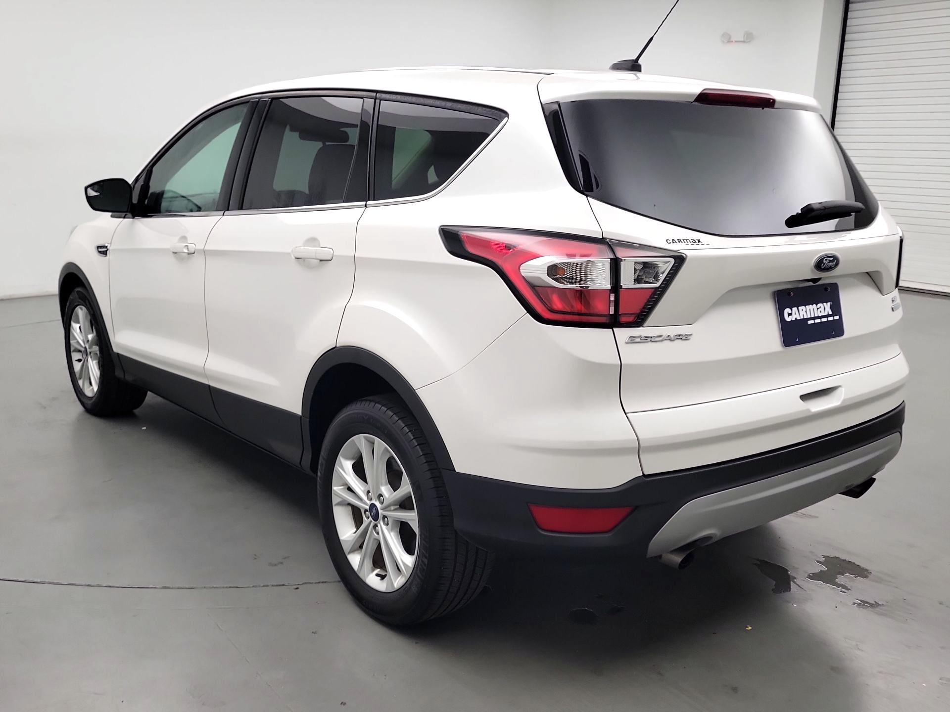 Thumbnail: 2017 Ford Escape - 7