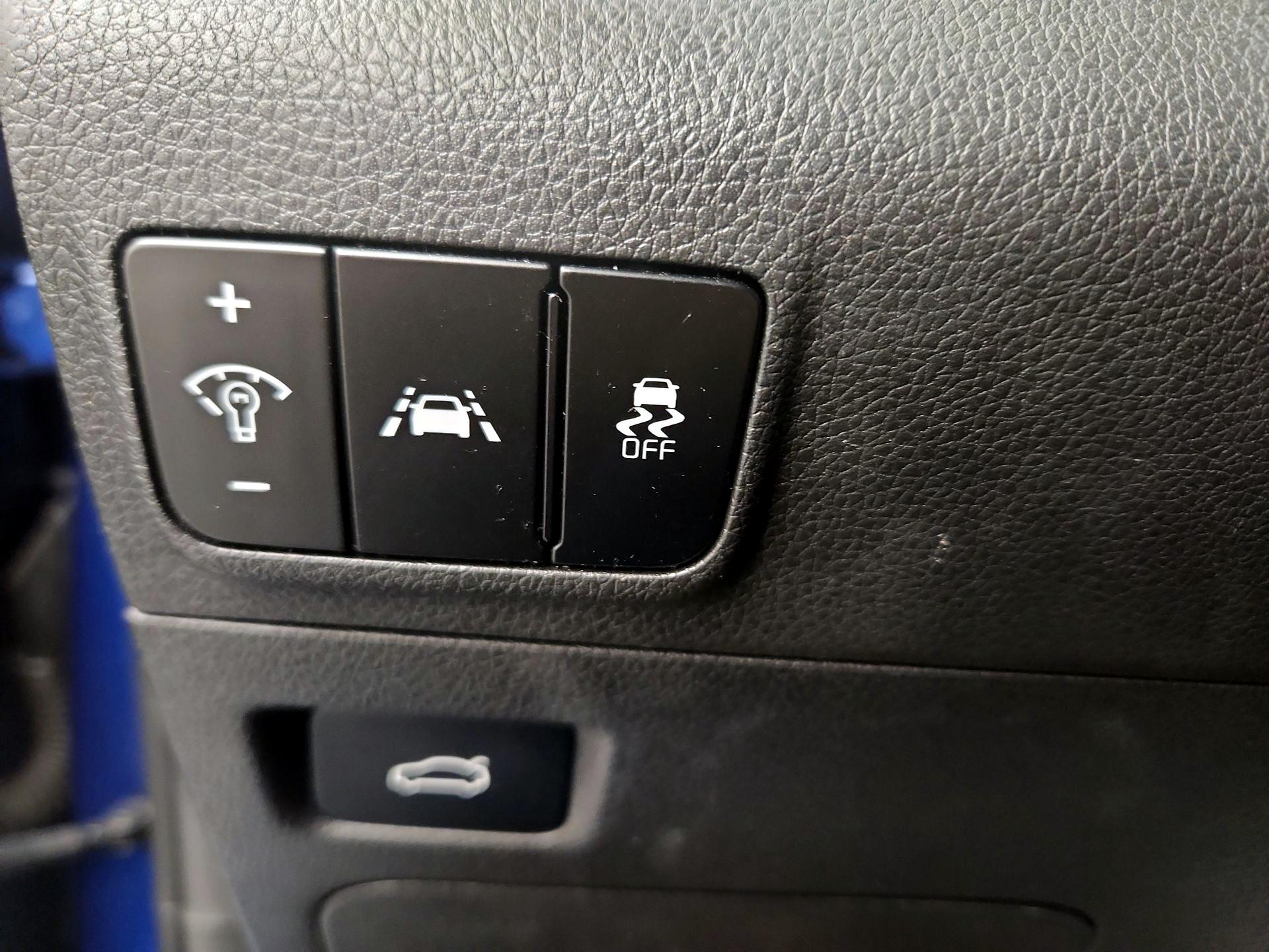 Thumbnail: 2022 Kia K5 - 11