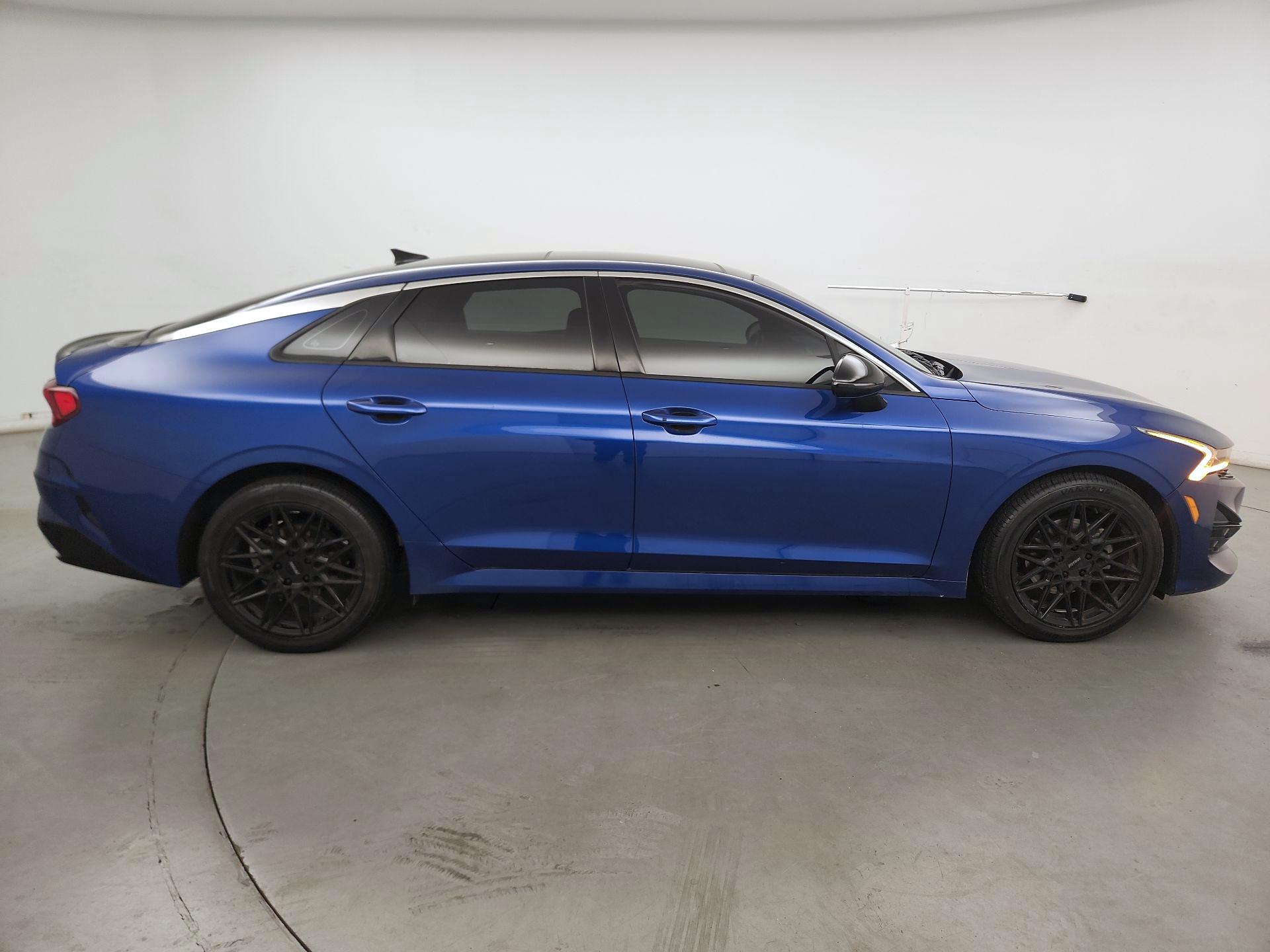 Thumbnail: 2022 Kia K5 - 4