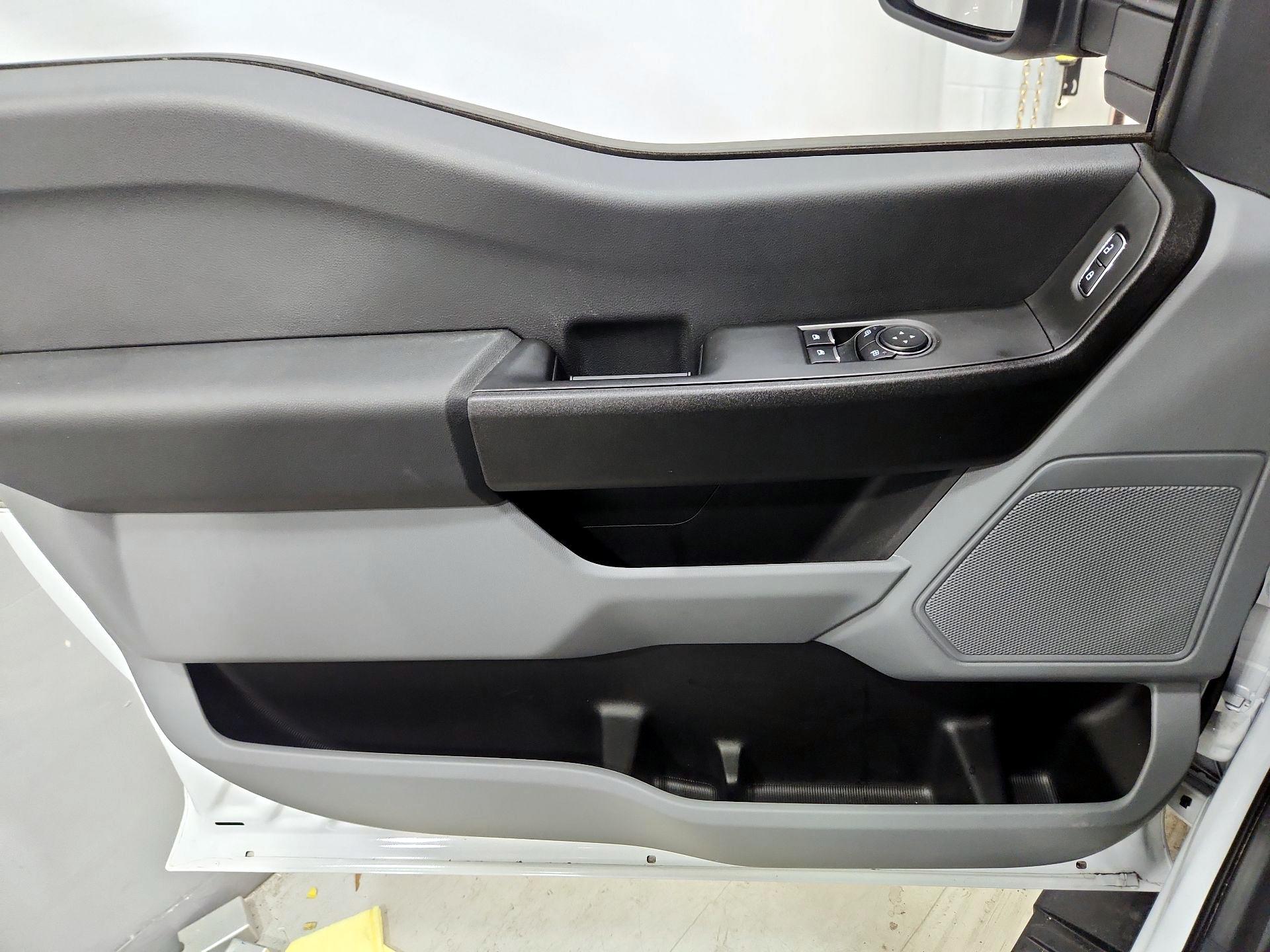 Thumbnail: 2024 Ford F-250 - 12