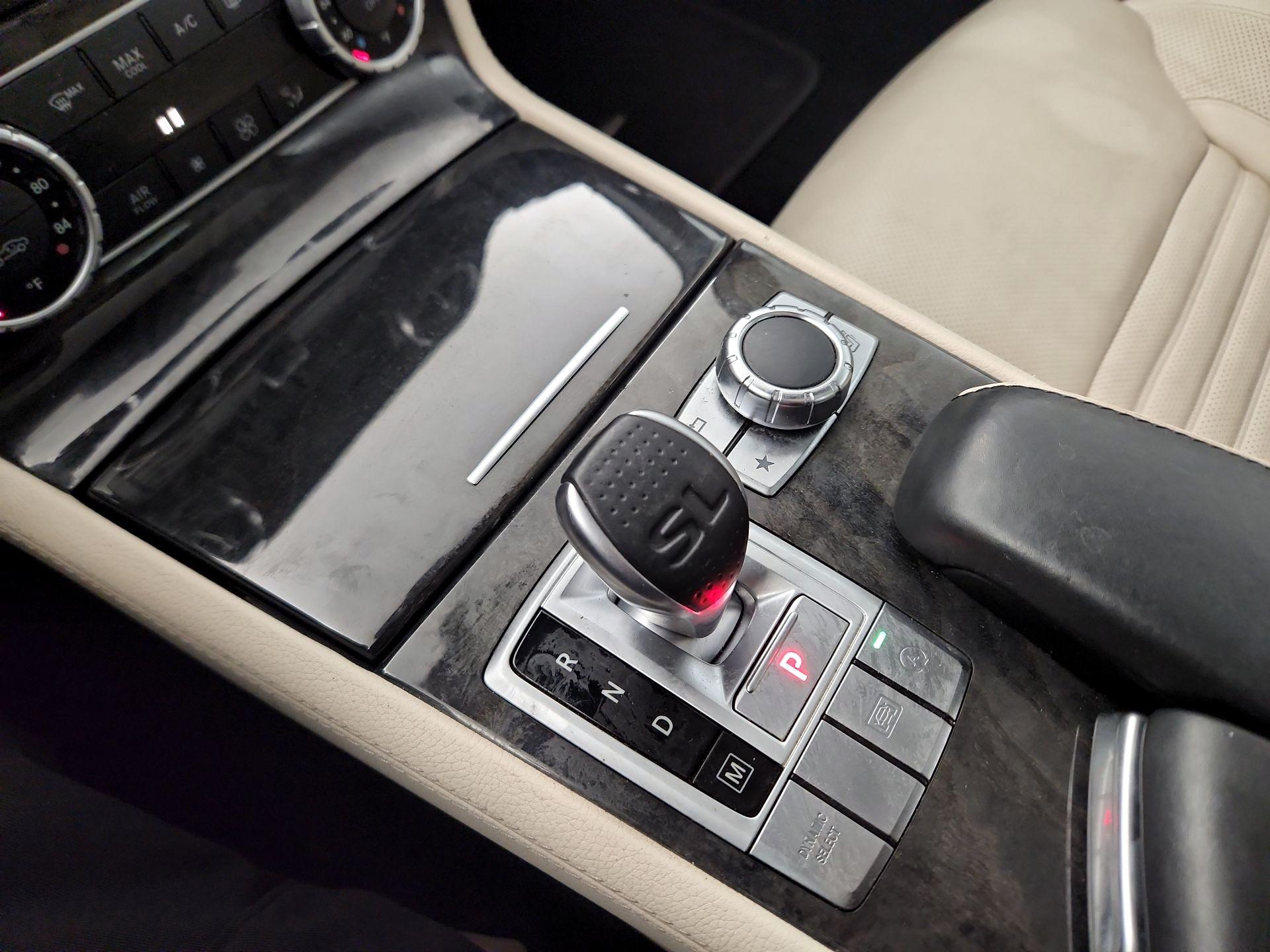 Thumbnail: 2017 Mercedes-Benz SL-Class - 15