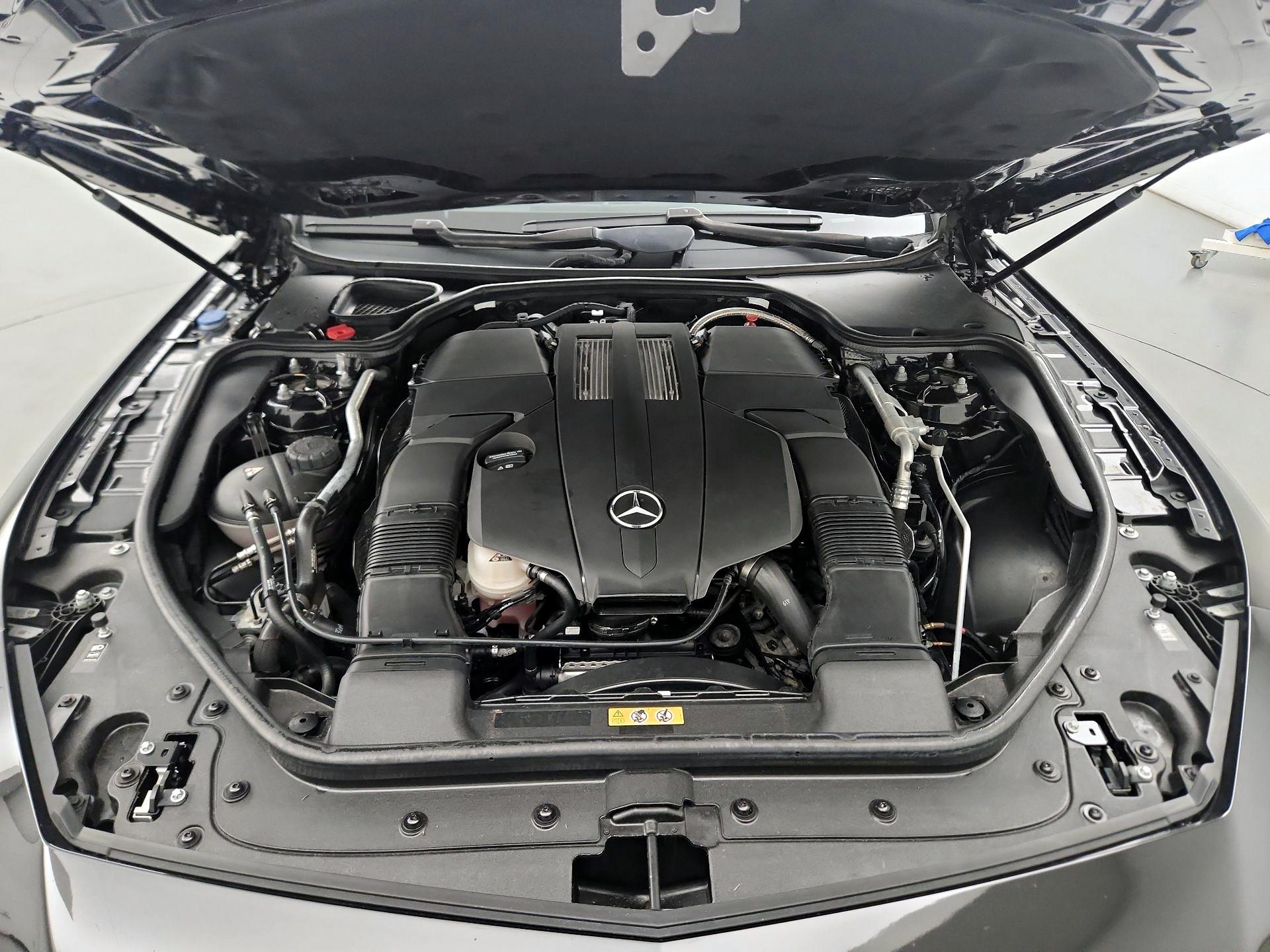 Thumbnail: 2017 Mercedes-Benz SL-Class - 18