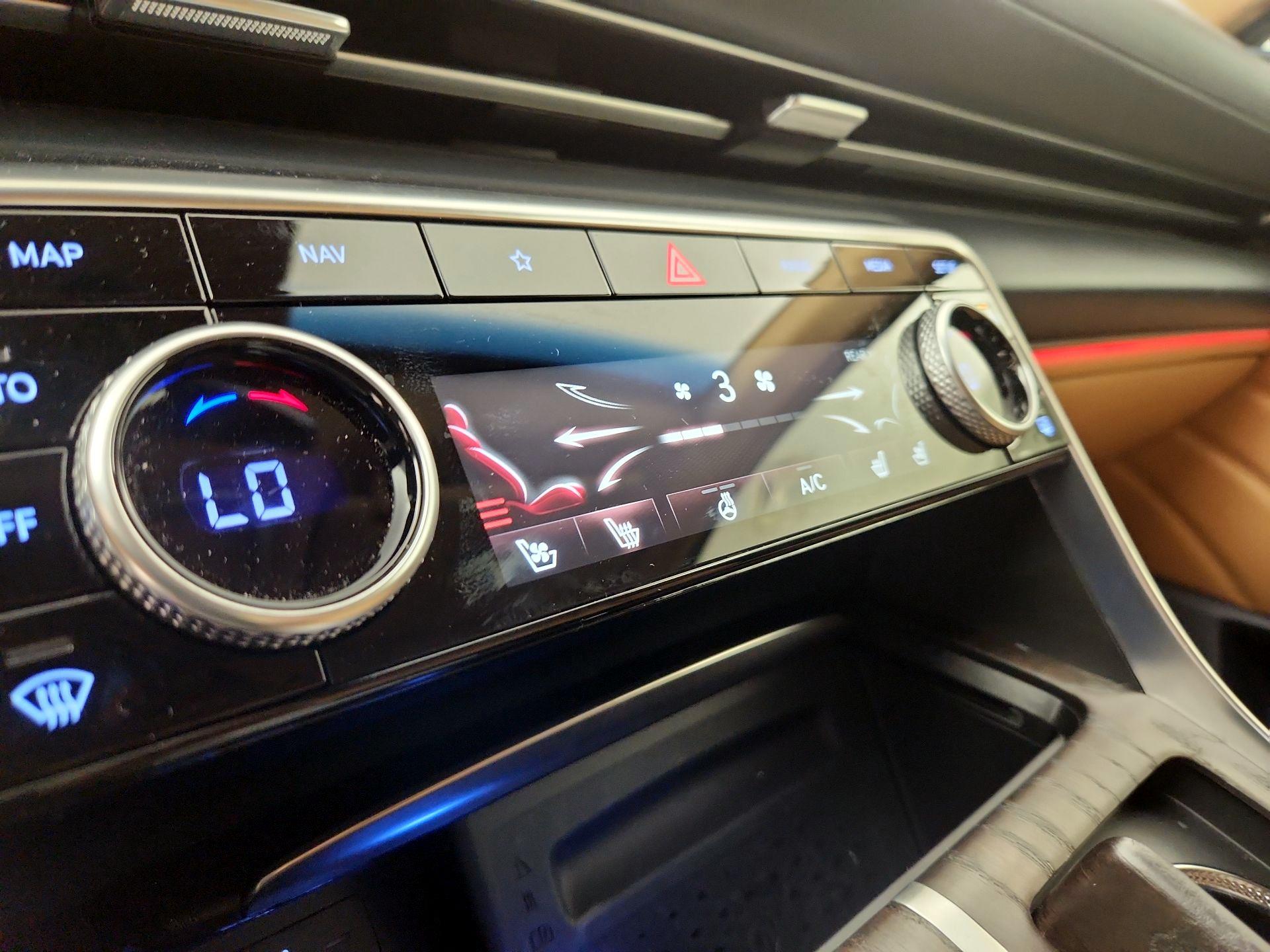 Thumbnail: 2024 Genesis GV80 - 16