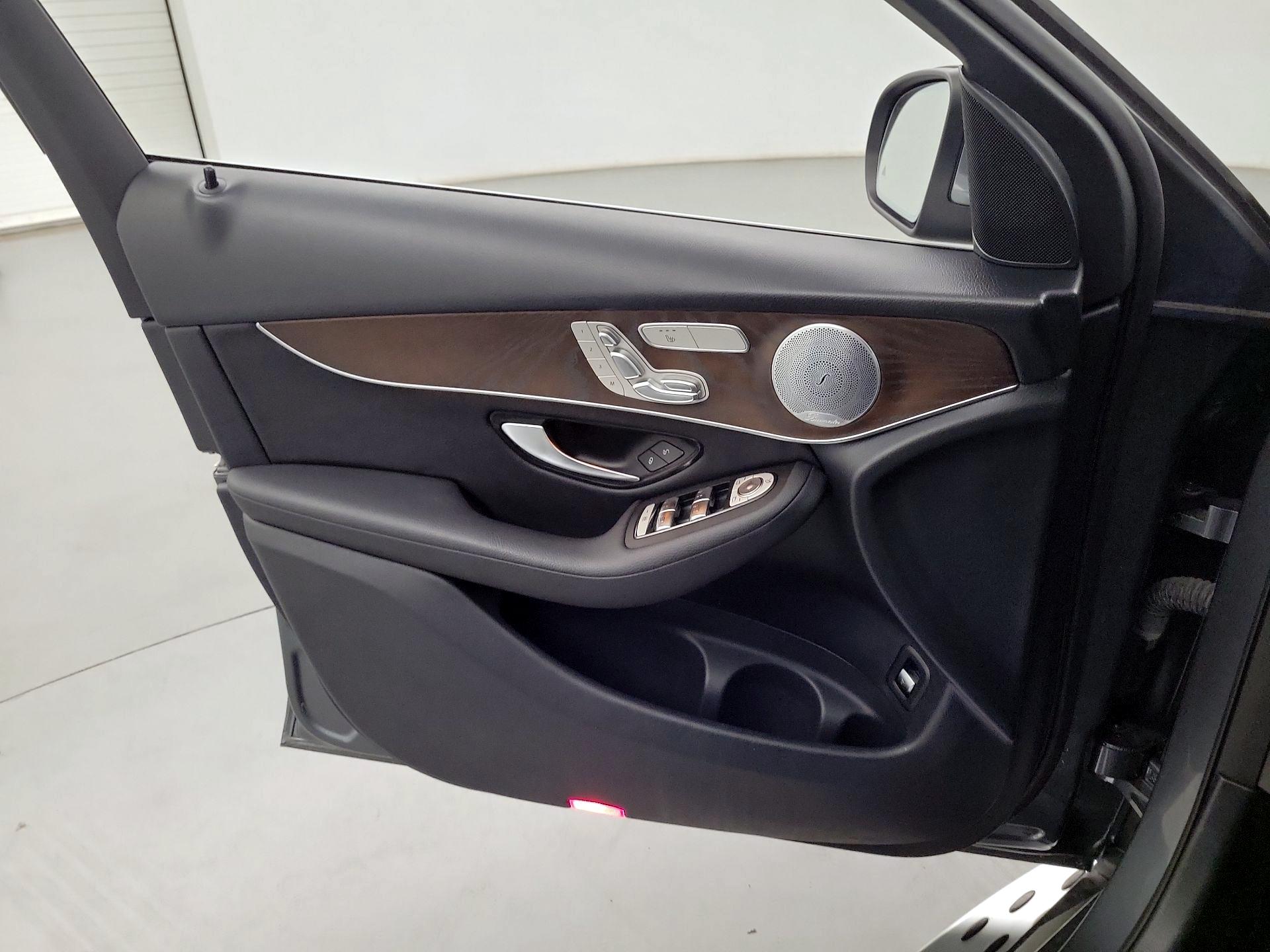 Thumbnail: 2019 Mercedes-Benz GLC - 12