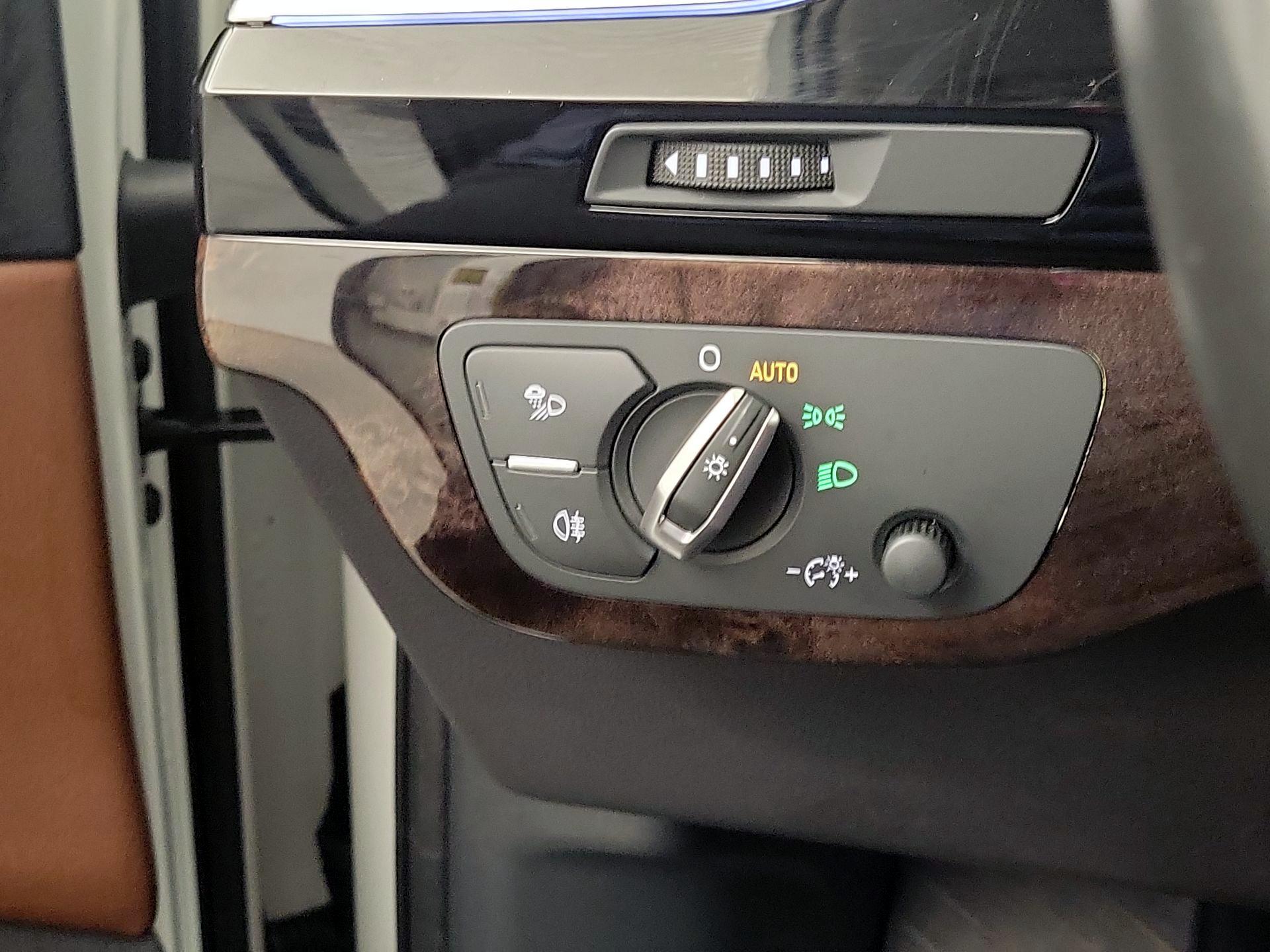 Thumbnail: 2019 Audi Q7 - 11