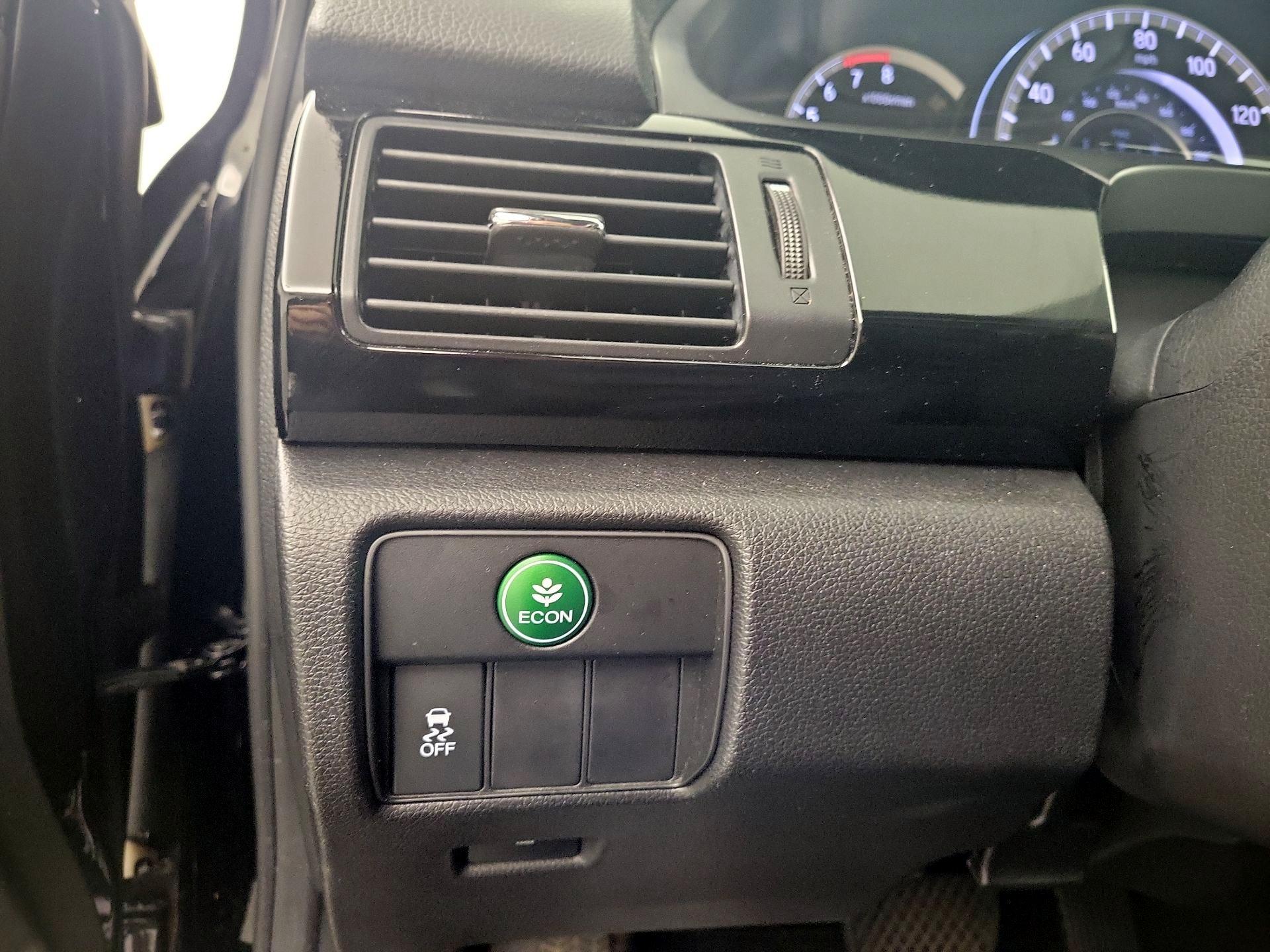 Thumbnail: 2017 Honda Accord - 11