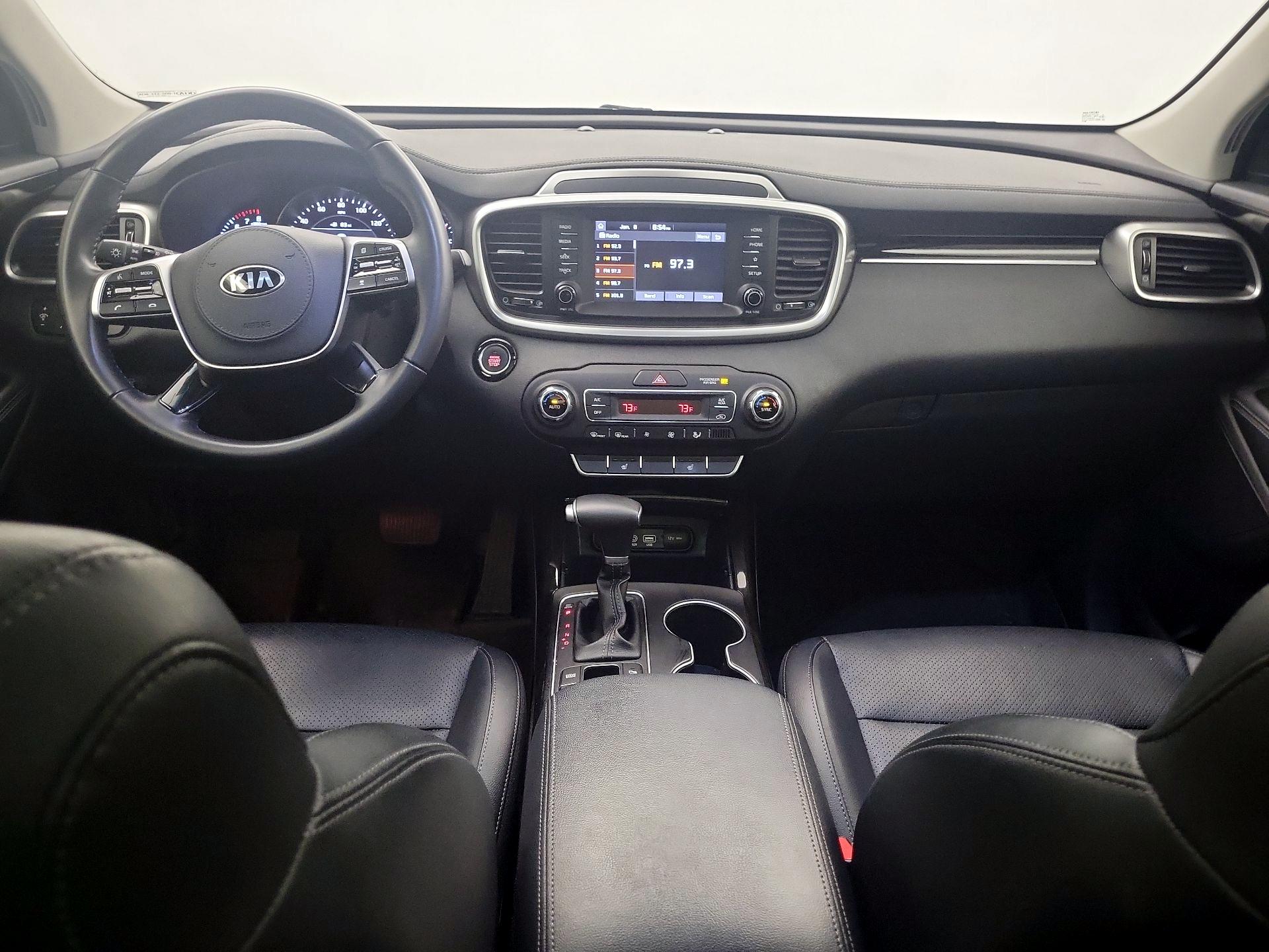 Thumbnail: 2020 Kia Sorento - 8