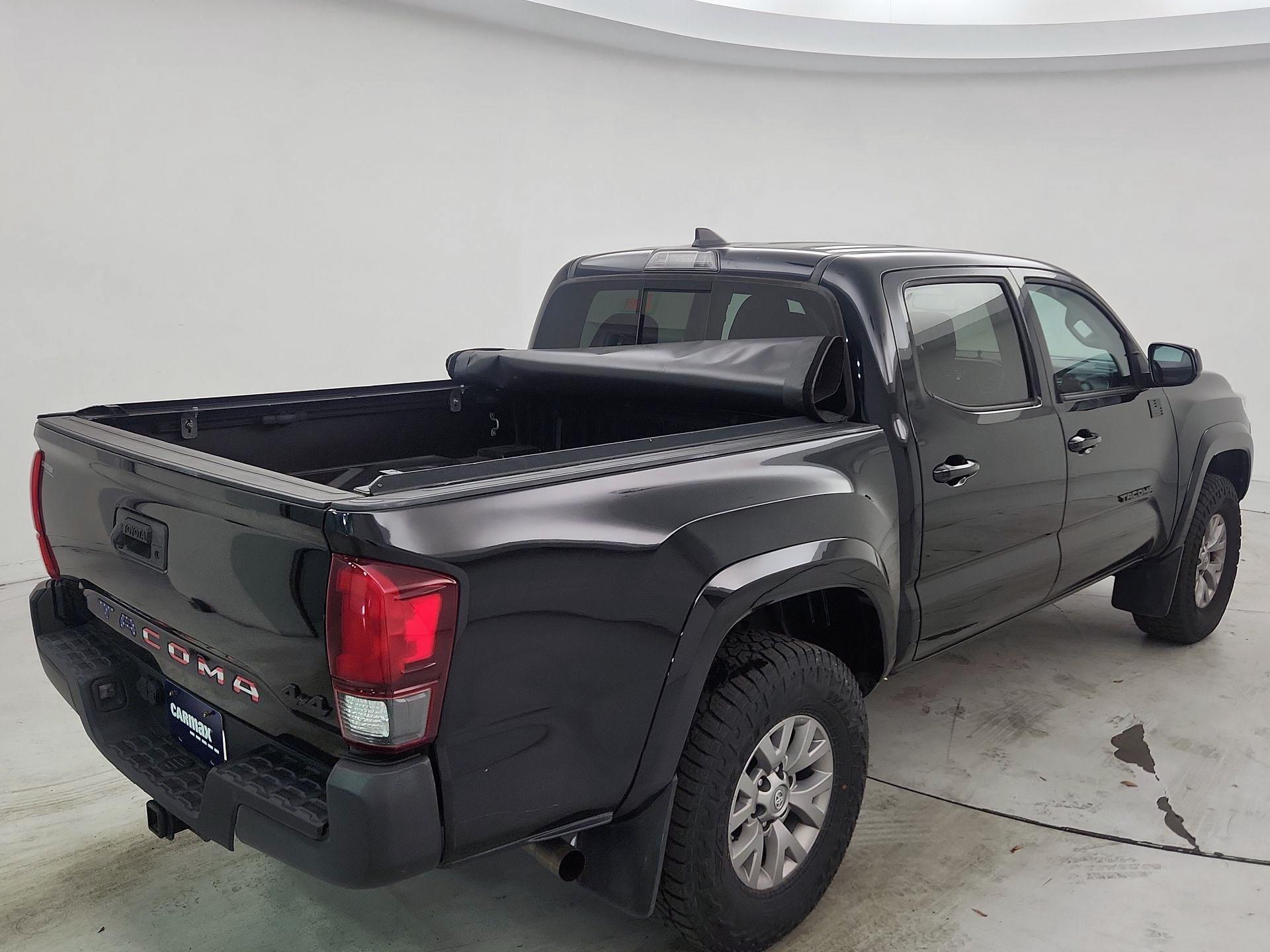 Thumbnail: 2019 Toyota Tacoma - 5