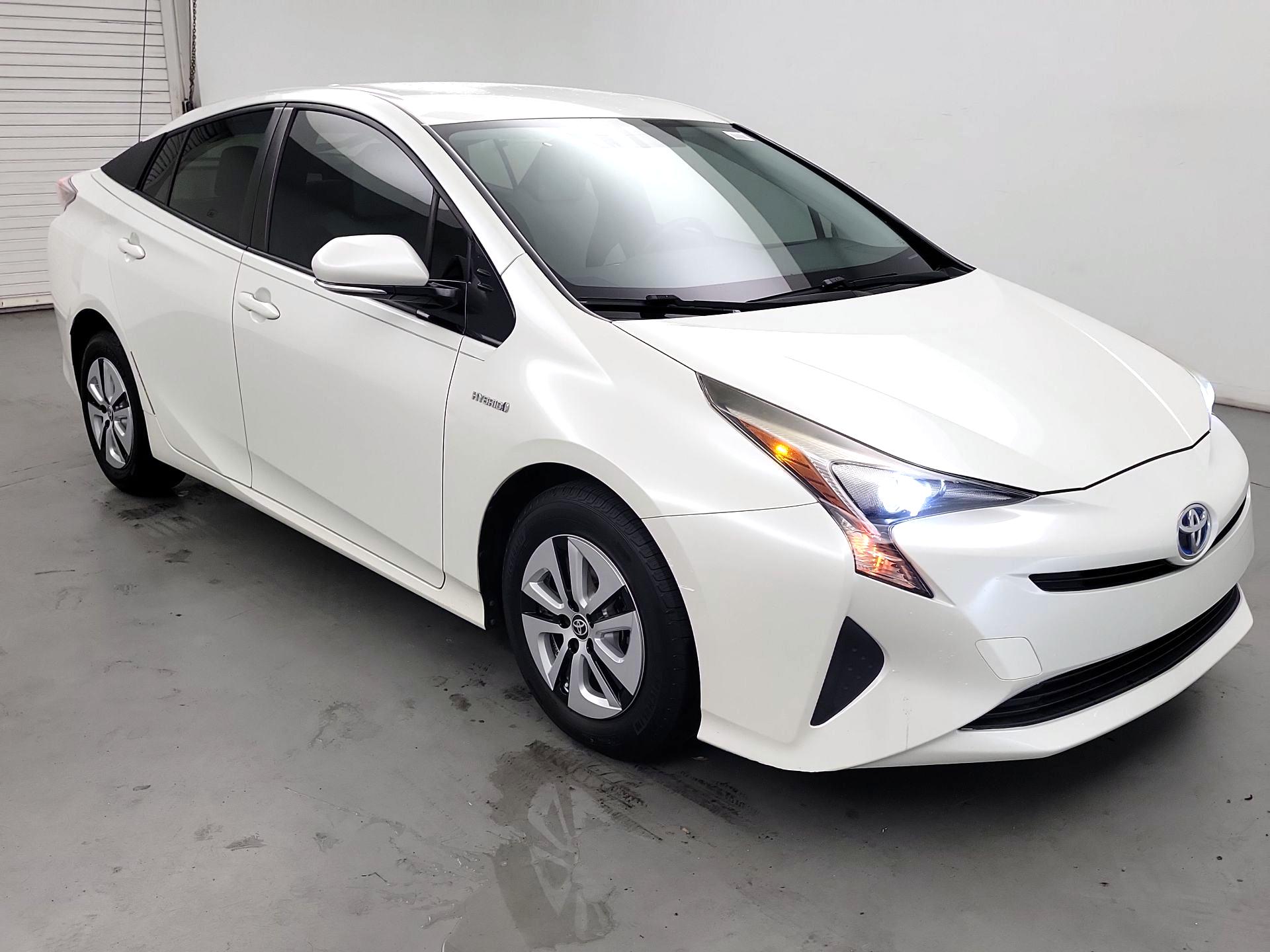 Thumbnail: 2016 Toyota Prius - 1