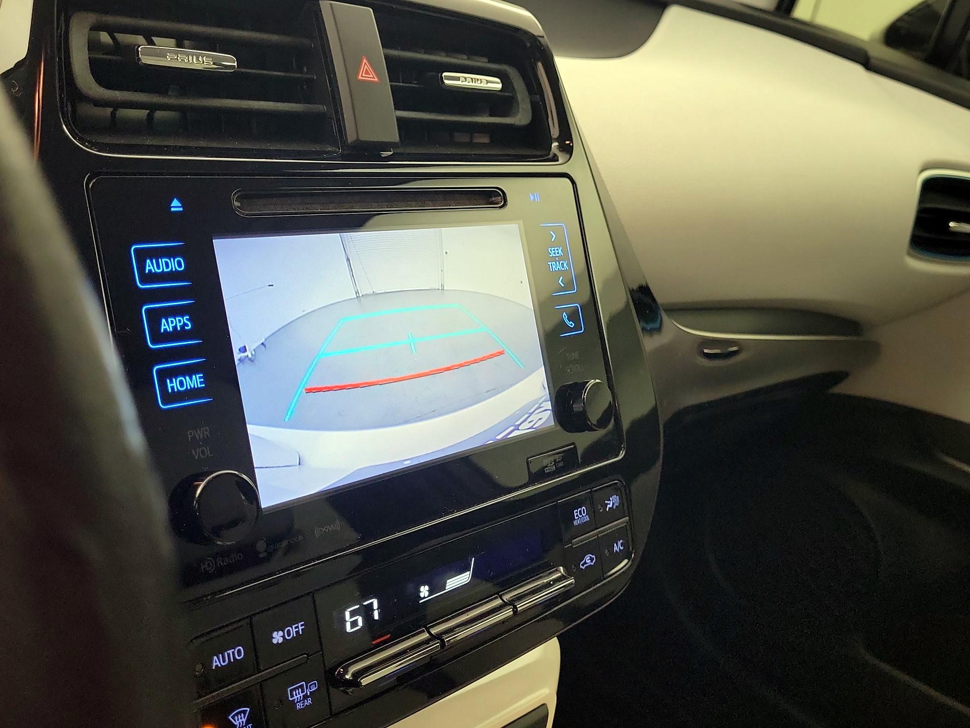 Thumbnail: 2016 Toyota Prius - 13