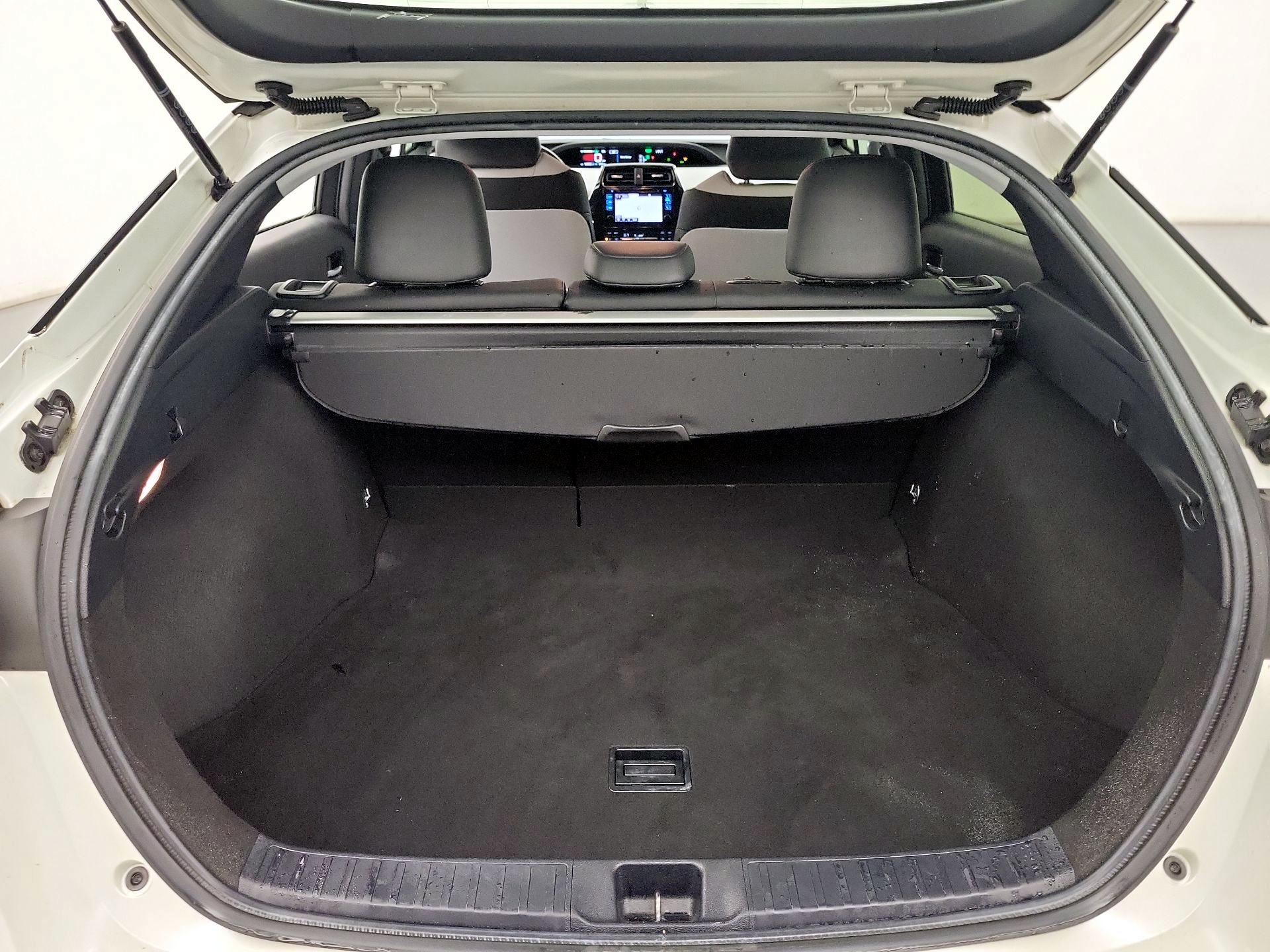 Thumbnail: 2016 Toyota Prius - 19