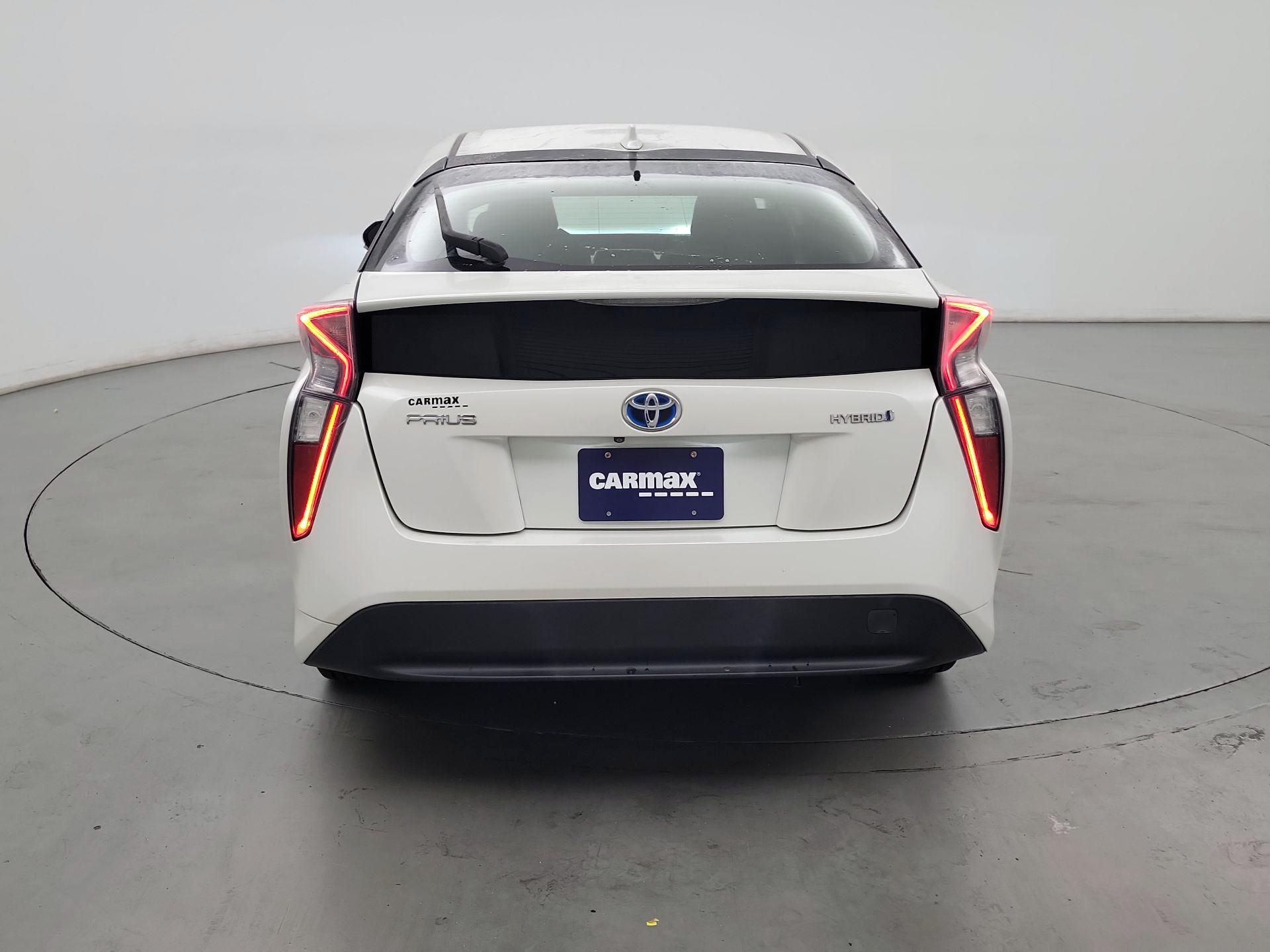 Thumbnail: 2016 Toyota Prius - 6