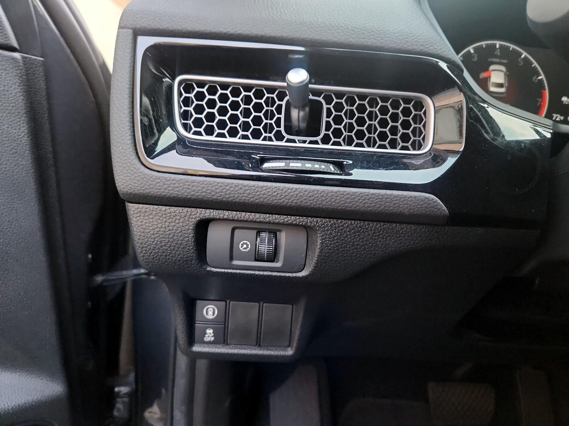 Thumbnail: 2023 Honda Civic - 13