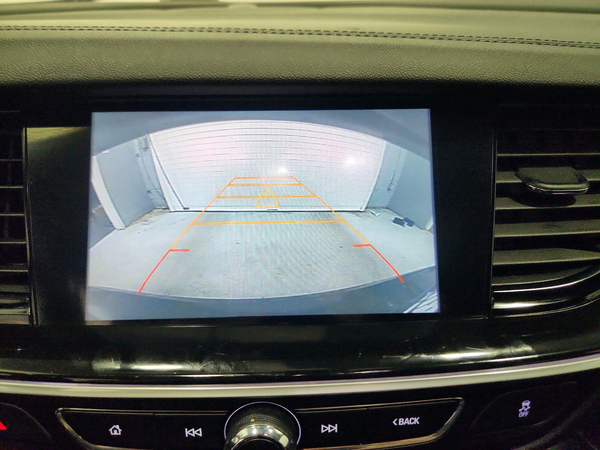 Thumbnail: 2018 Buick Regal - 15