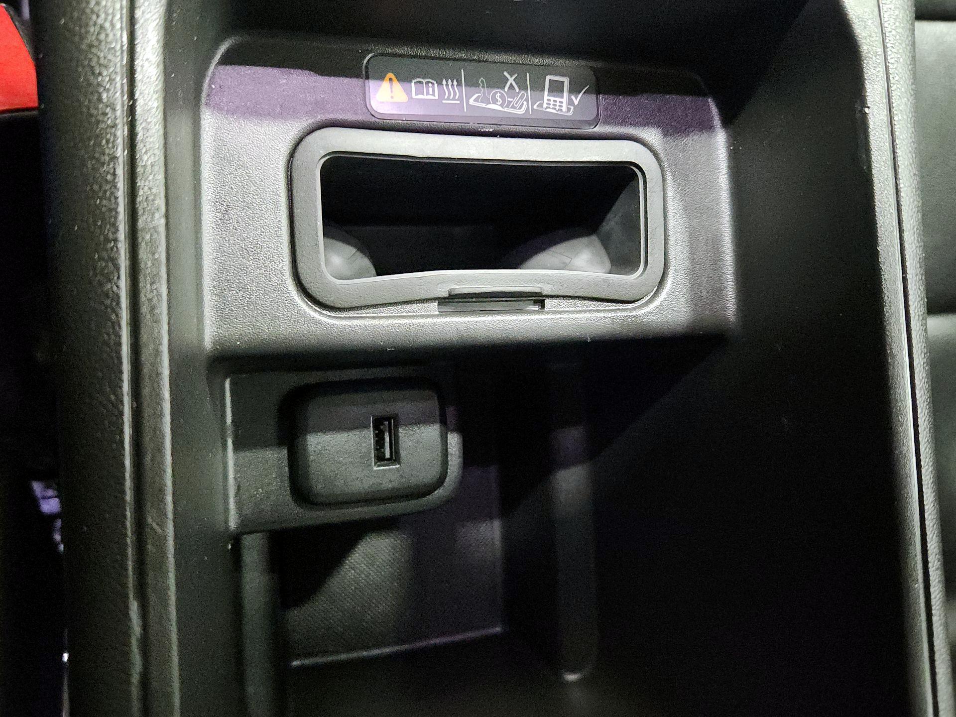 Thumbnail: 2018 Buick Regal - 19