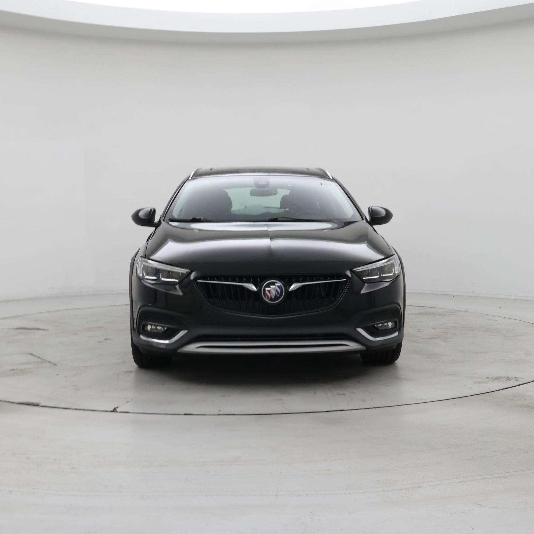 Thumbnail: 2018 Buick Regal - 5