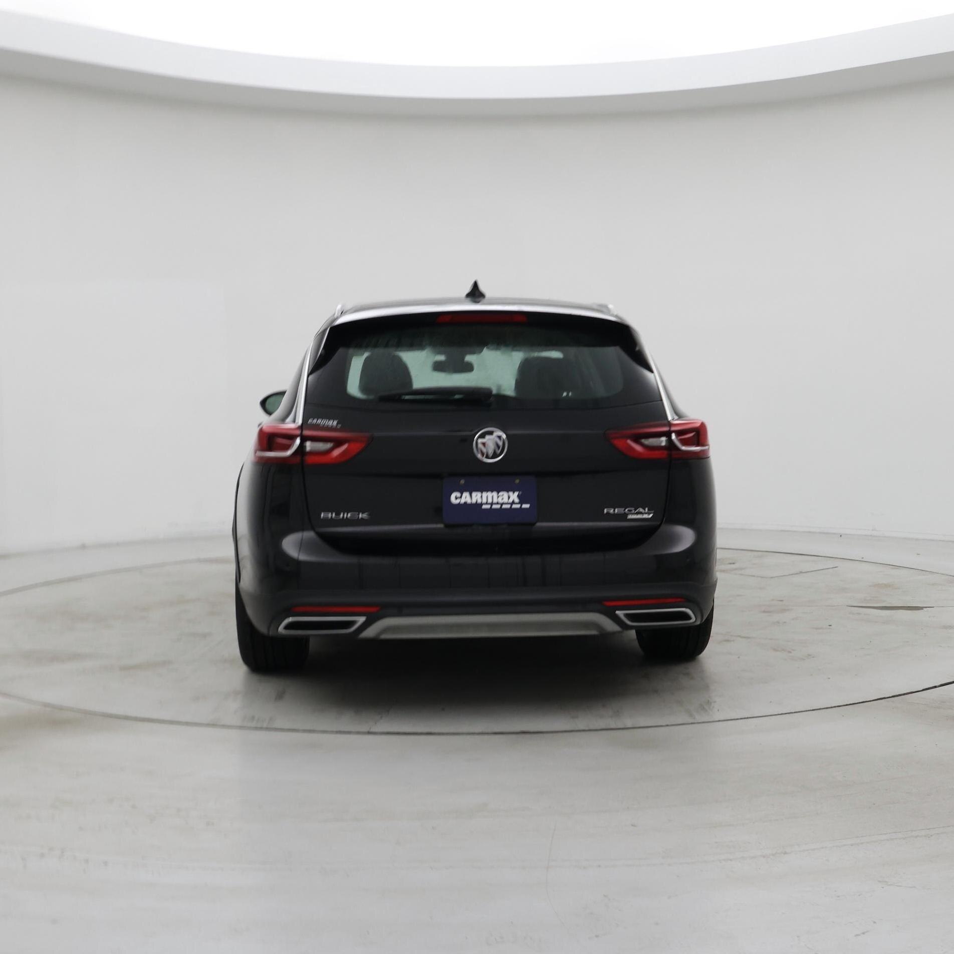 Thumbnail: 2018 Buick Regal - 6