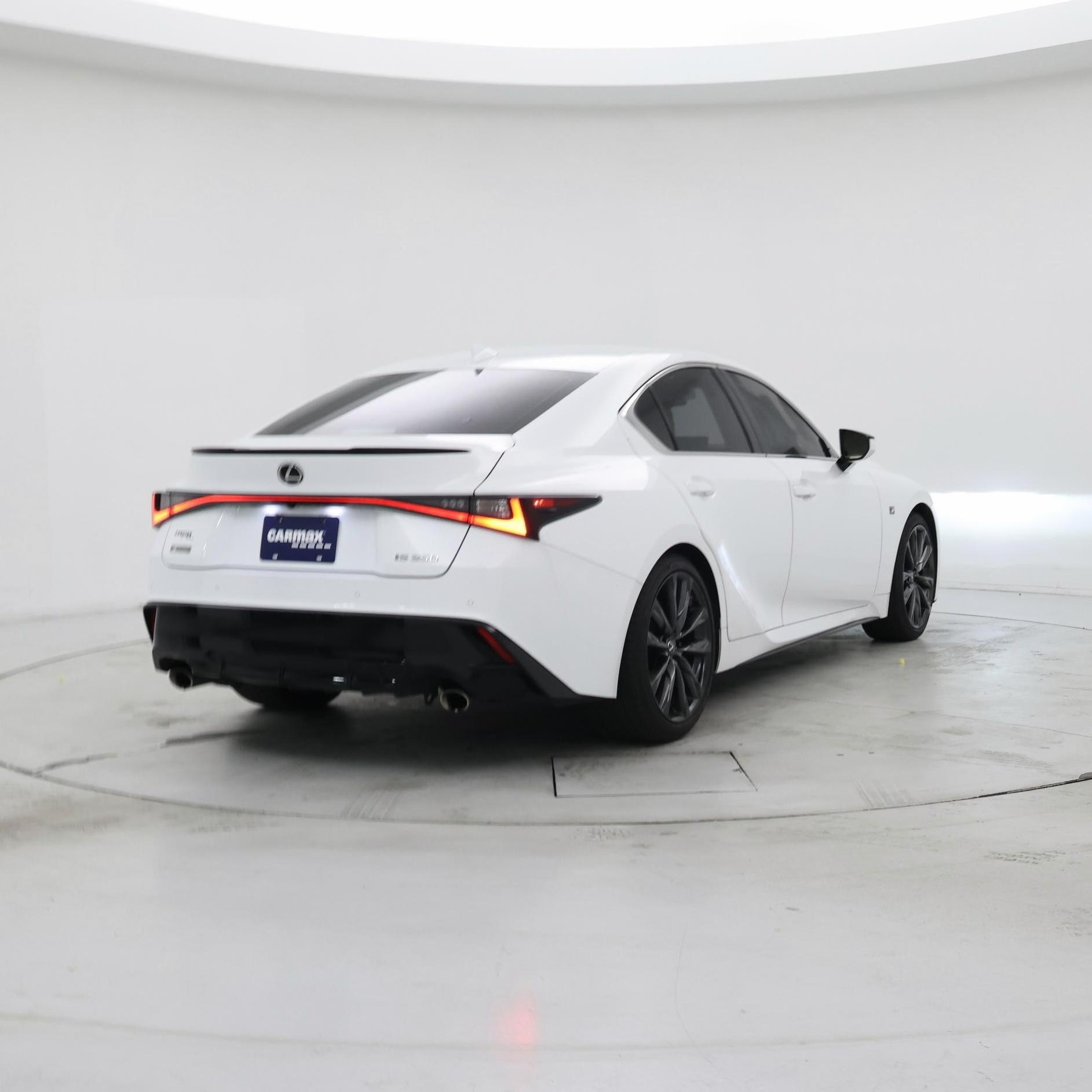 Thumbnail: 2021 Lexus IS - 8