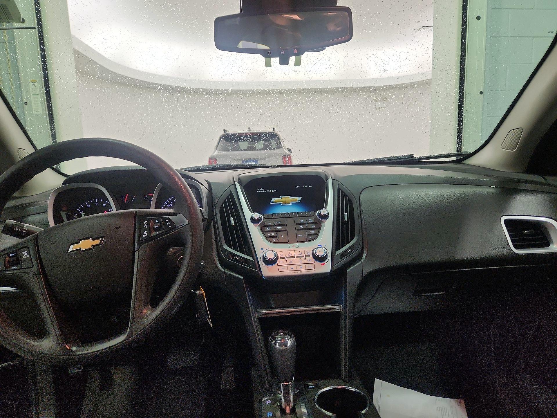 Thumbnail: 2017 Chevrolet Equinox - 9