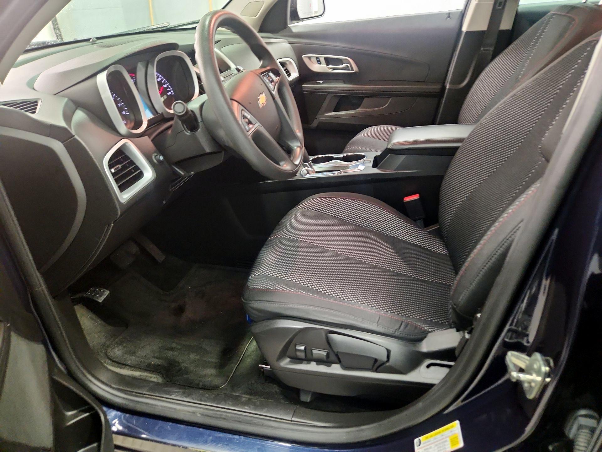 Thumbnail: 2017 Chevrolet Equinox - 11