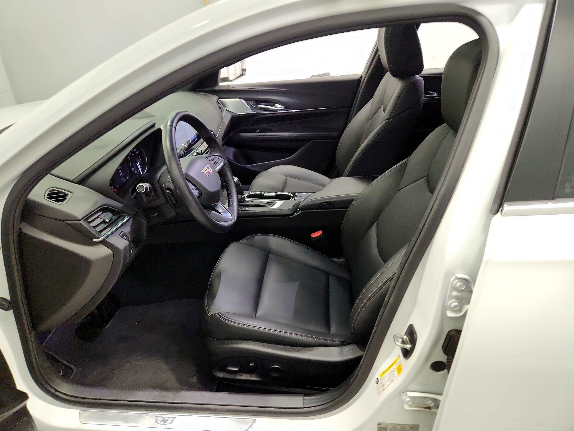 Thumbnail: 2024 Cadillac CT4 - 11