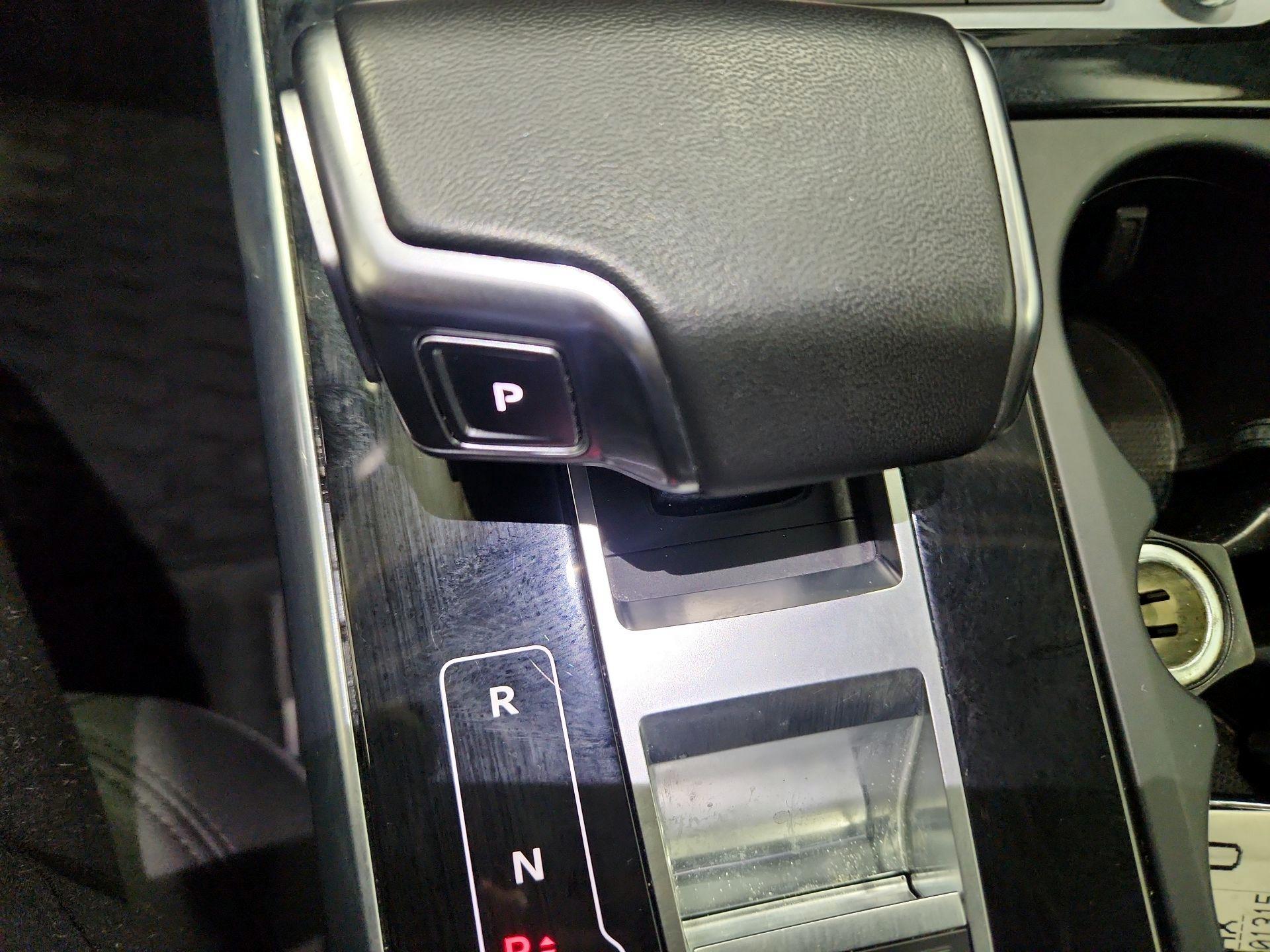 Thumbnail: 2022 Audi Q7 - 17