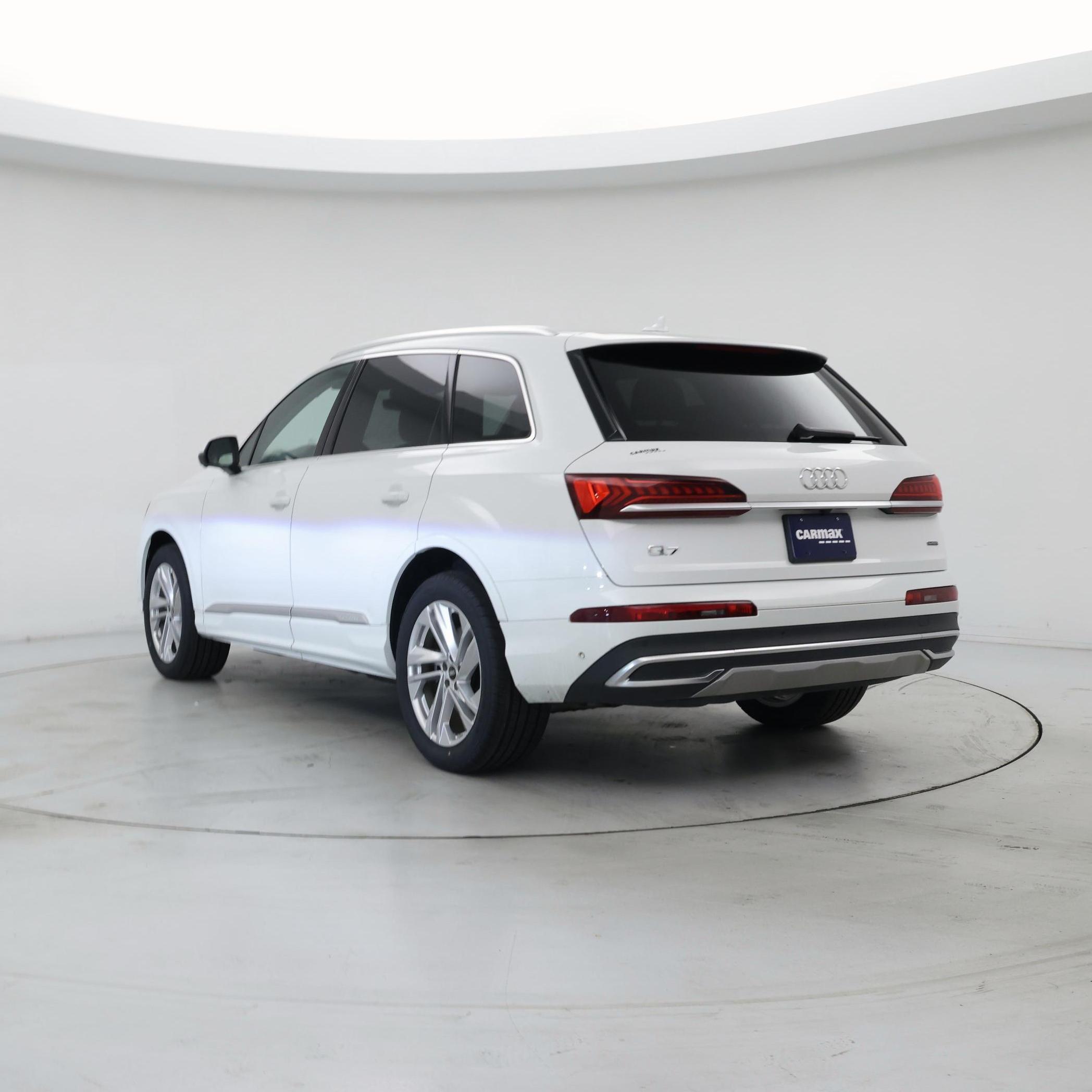 Thumbnail: 2022 Audi Q7 - 2