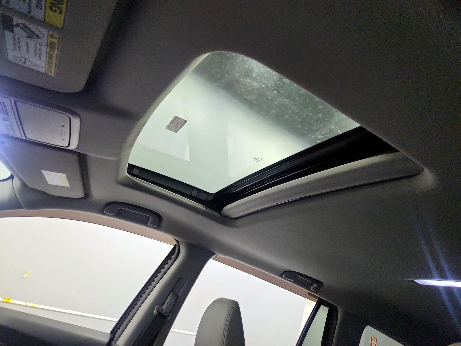 Thumbnail: 2016 Honda Pilot - 19