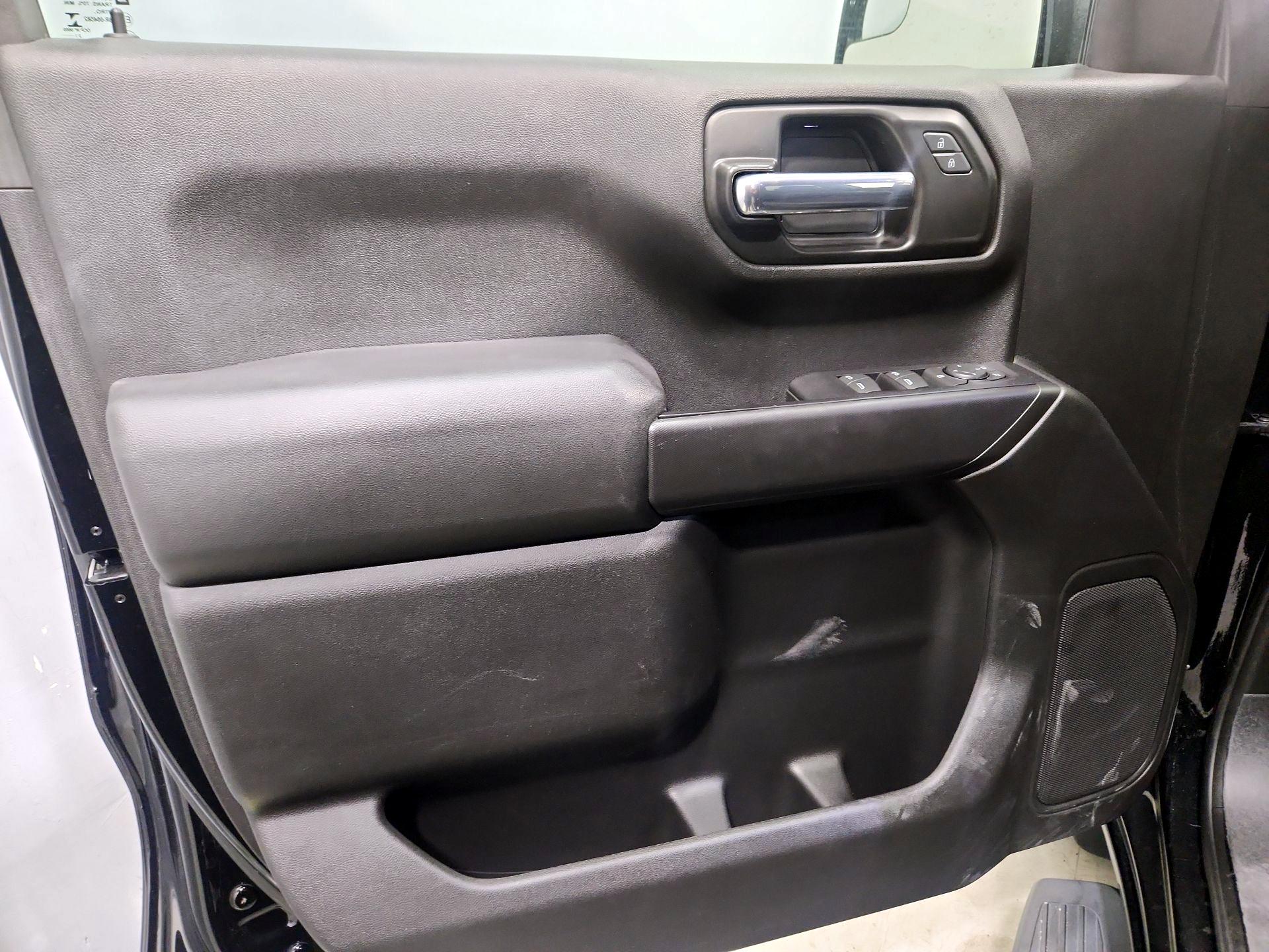 Thumbnail: 2021 Chevrolet Silverado 1500 - 12