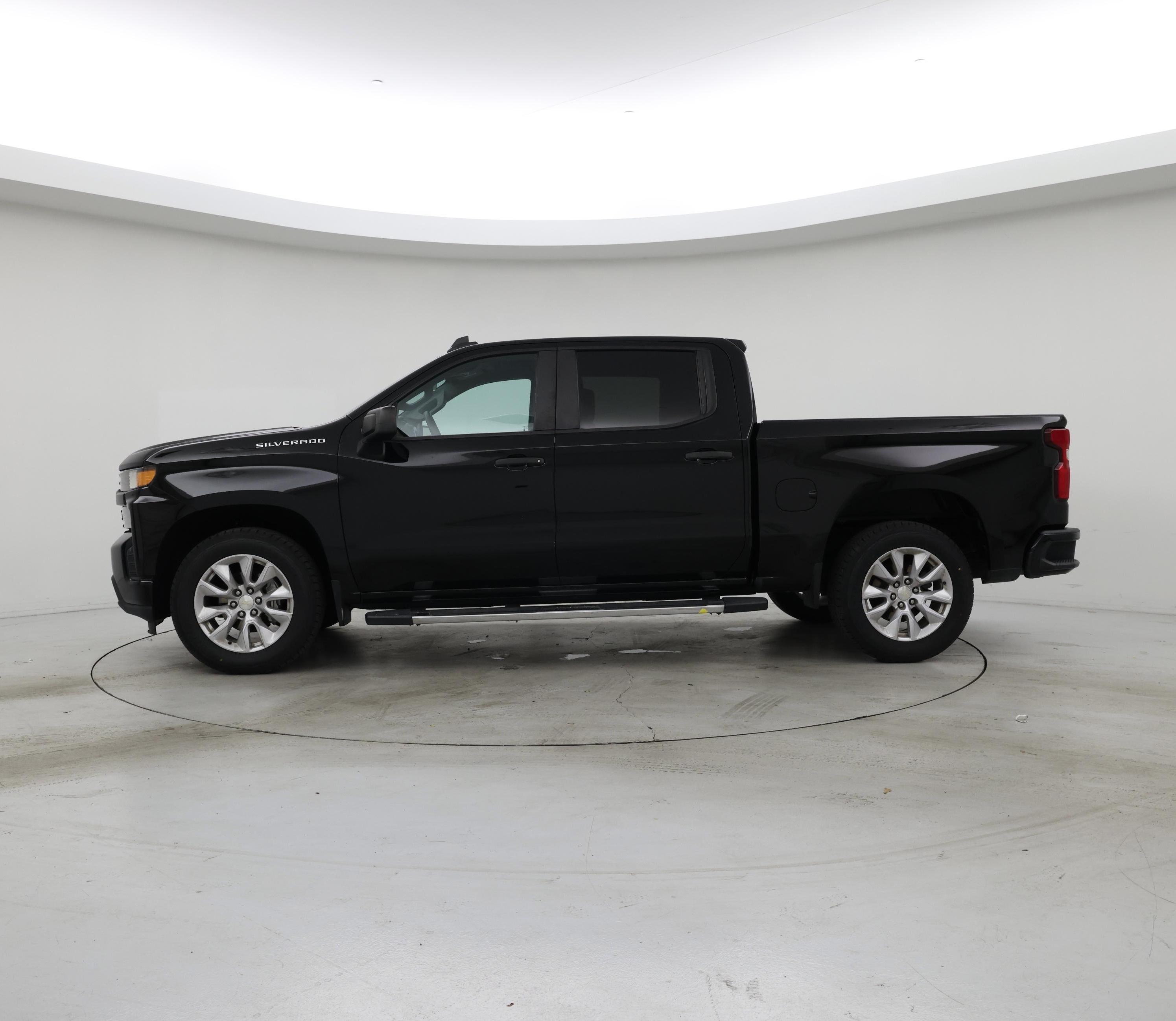 Thumbnail: 2021 Chevrolet Silverado 1500 - 3