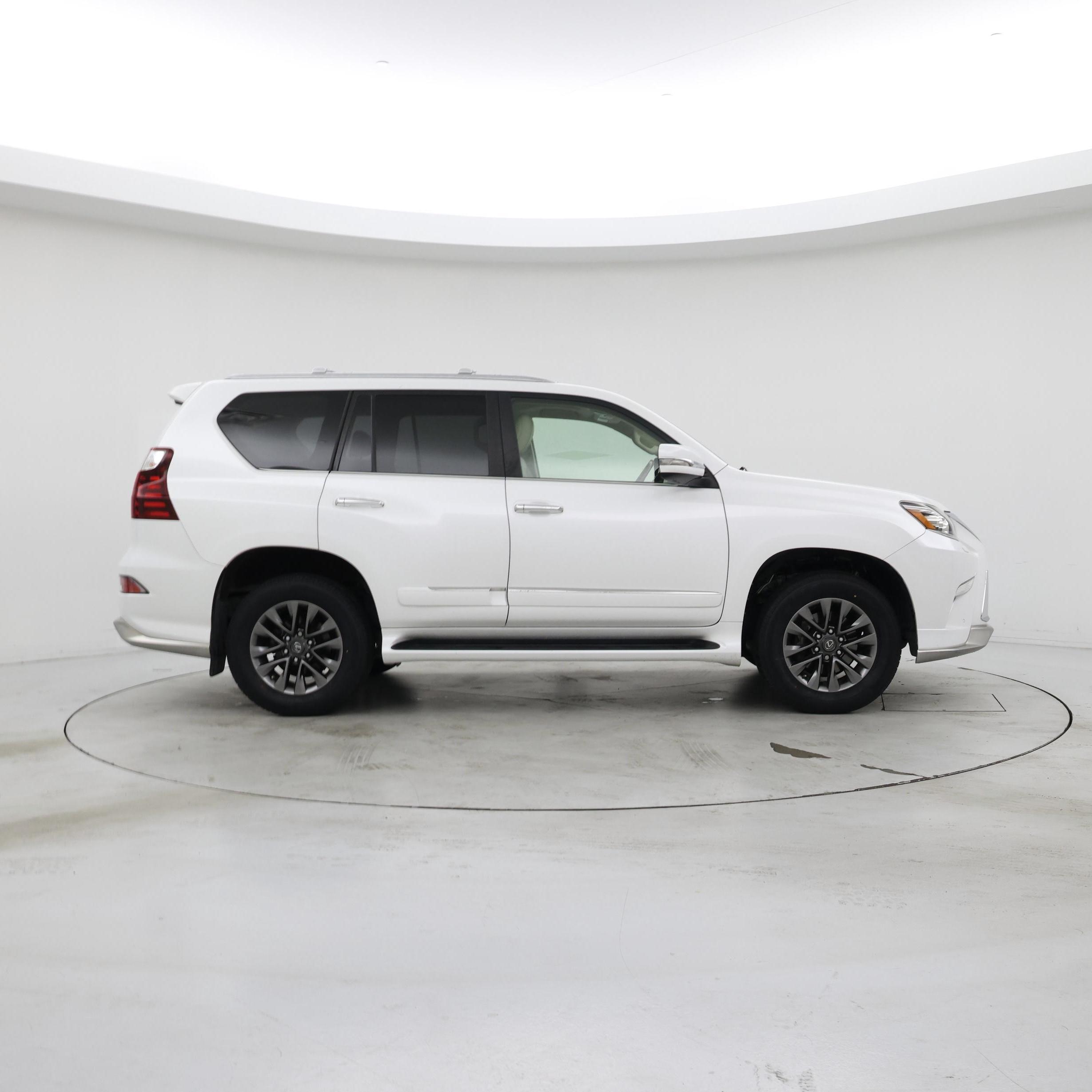 Thumbnail: 2017 Lexus GX - 7