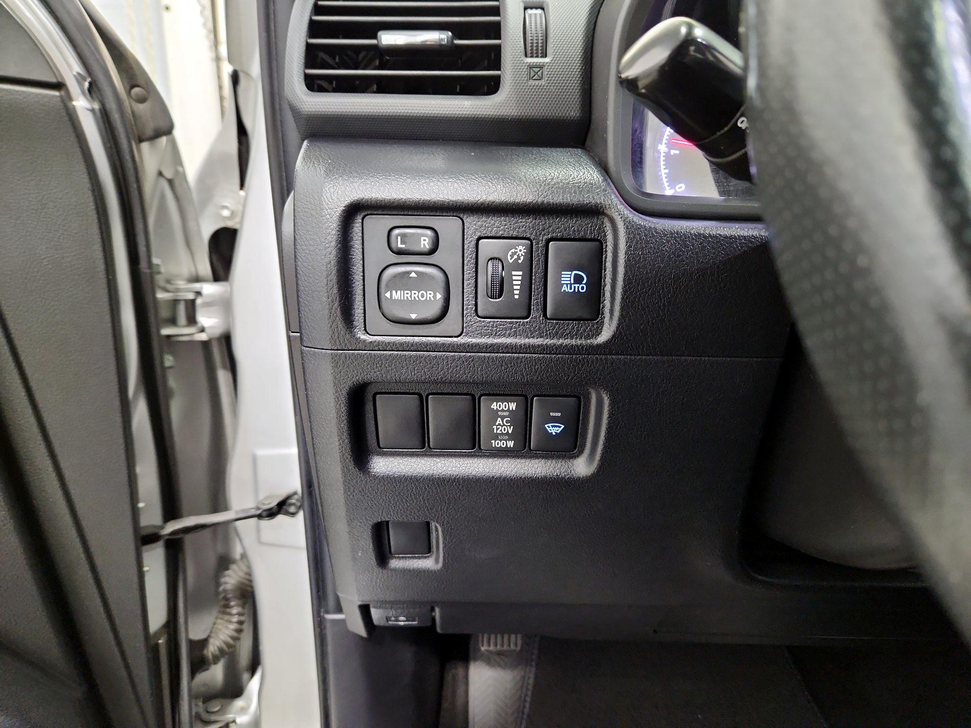 Thumbnail: 2022 Toyota 4Runner - 13