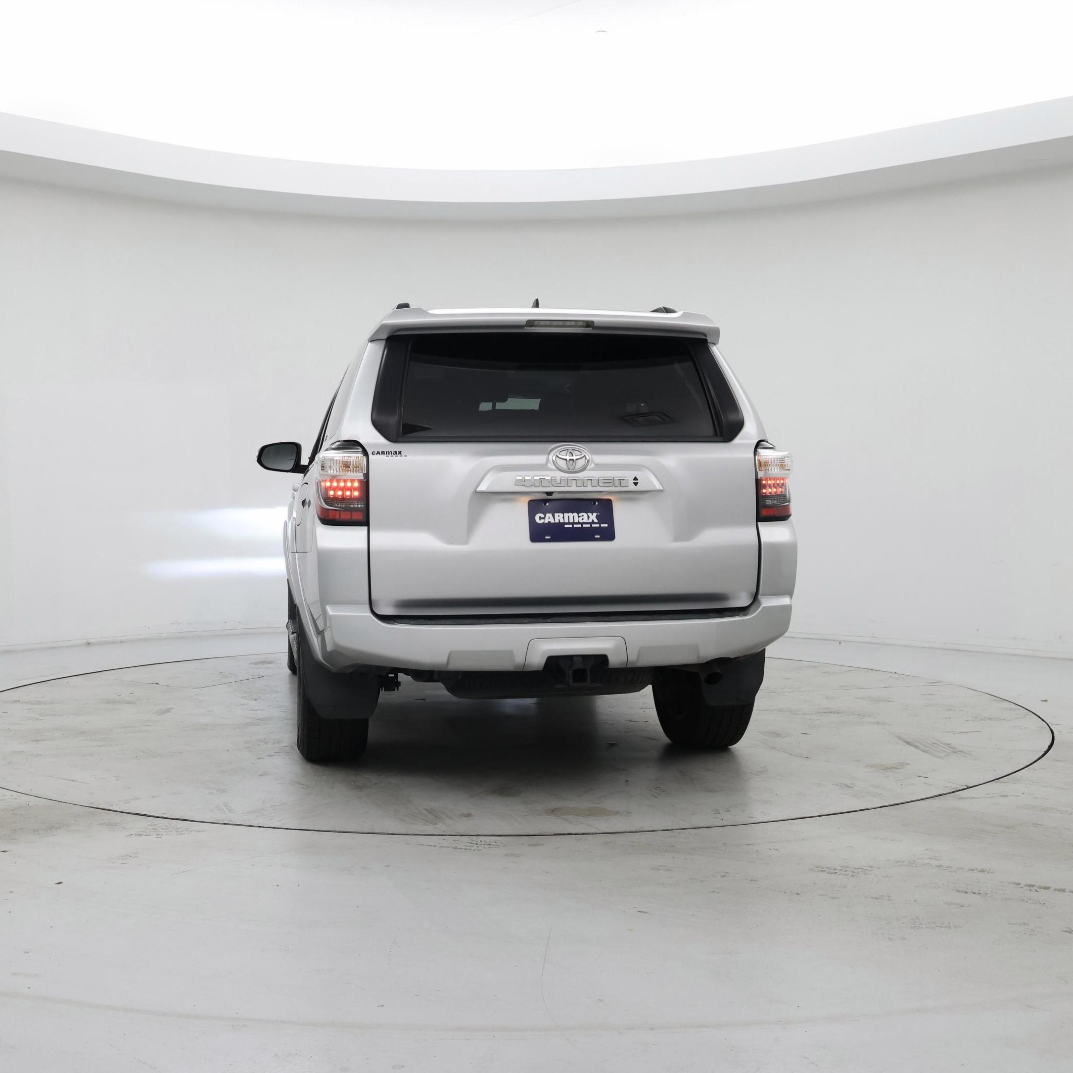 Thumbnail: 2022 Toyota 4Runner - 6