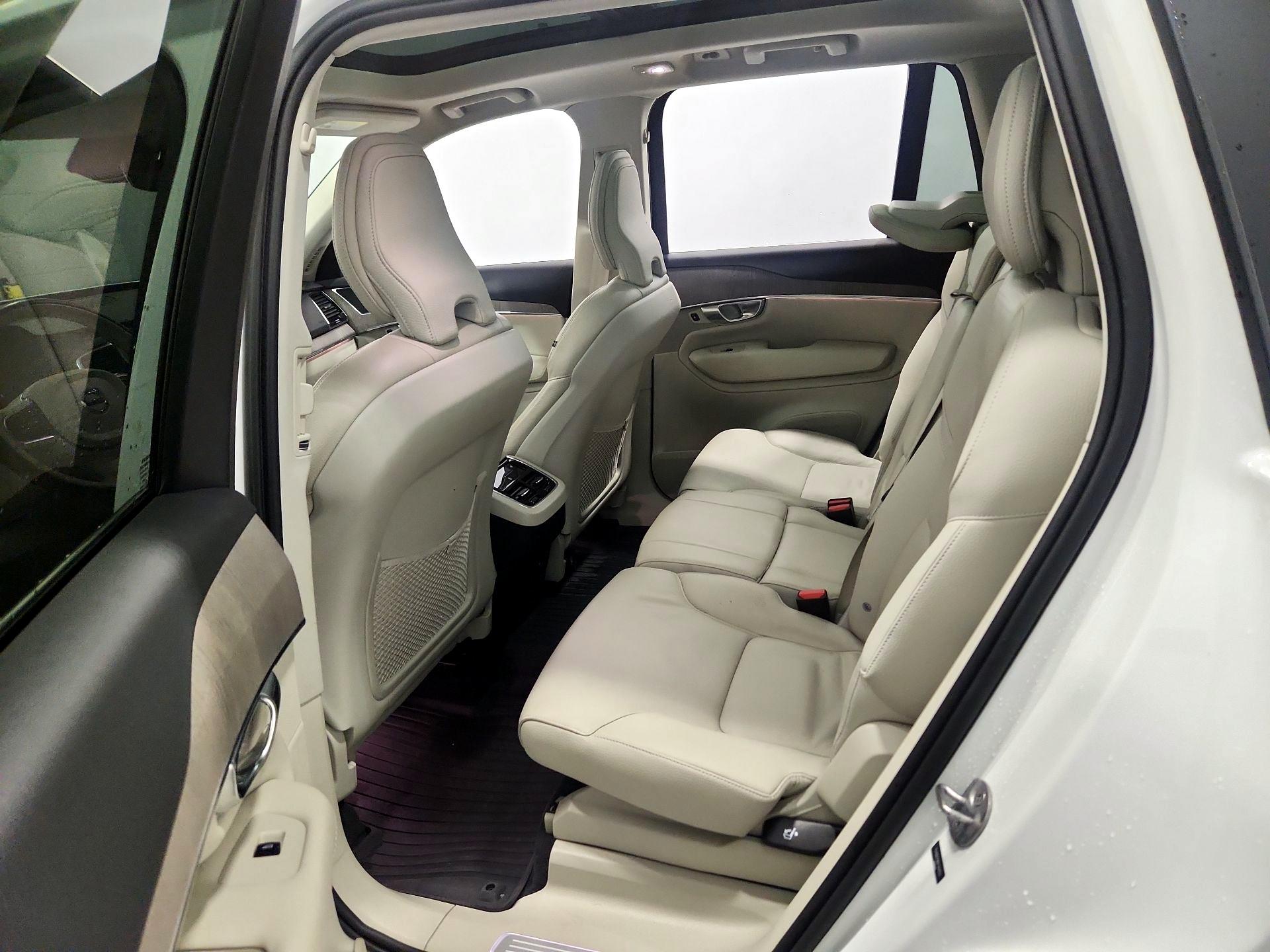 Thumbnail: 2023 Volvo XC90 - 19