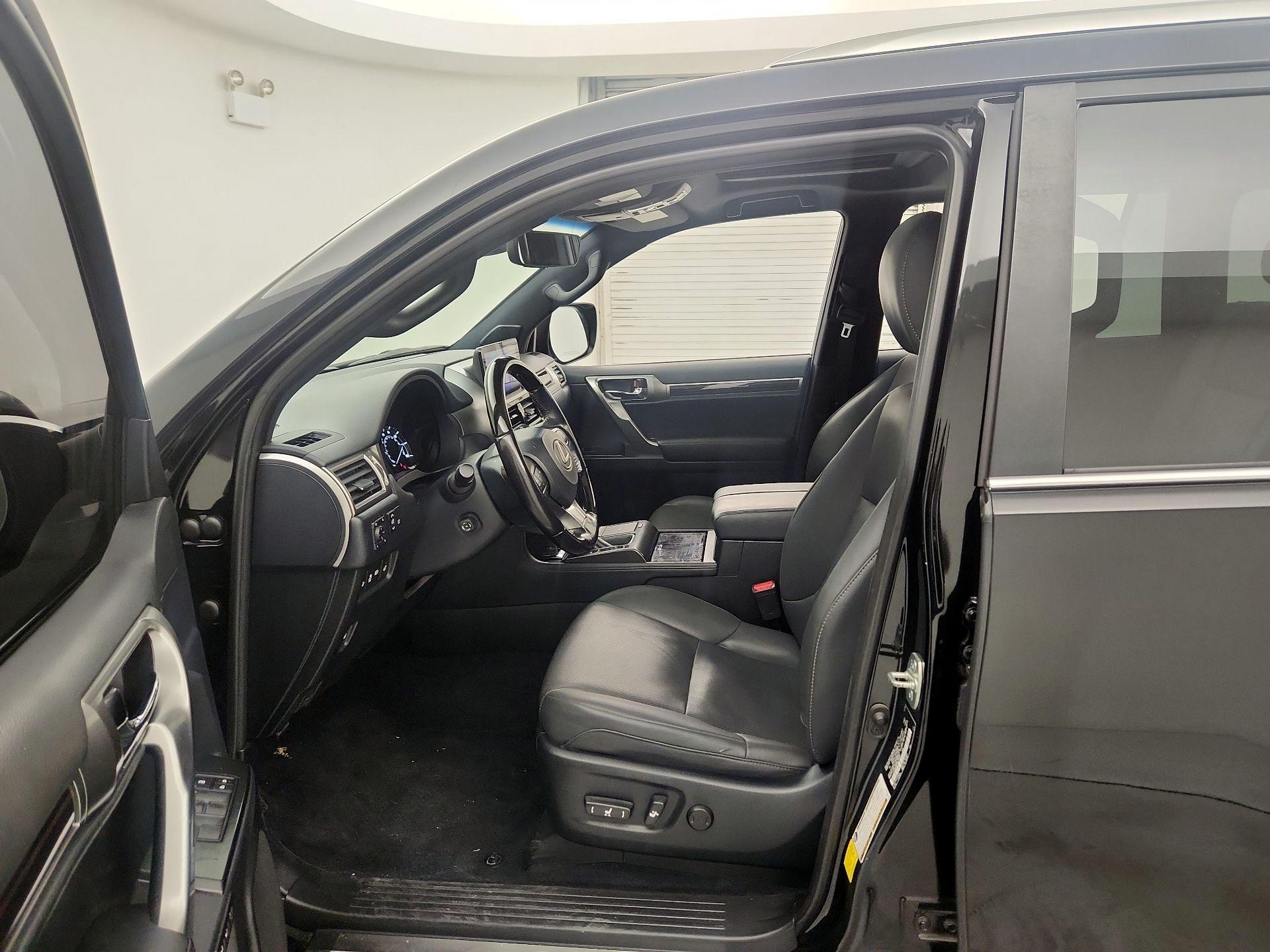 Thumbnail: 2022 Lexus GX - 11