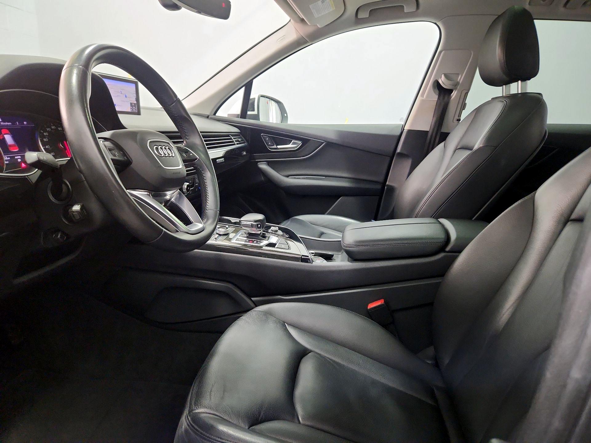 Thumbnail: 2019 Audi Q7 - 11