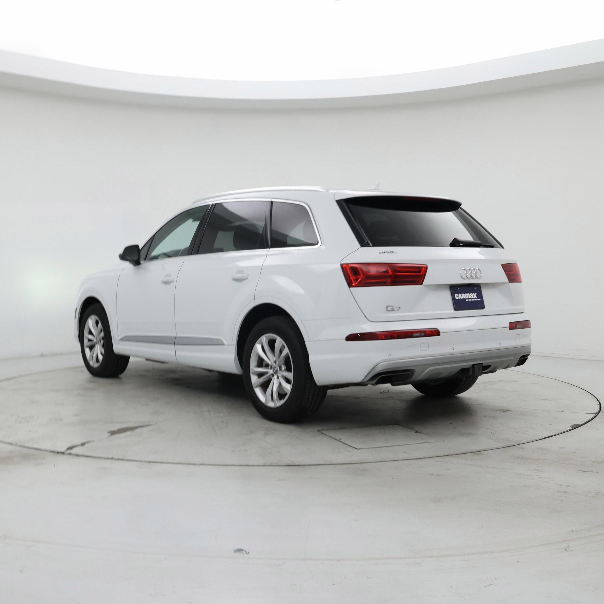 Thumbnail: 2019 Audi Q7 - 2