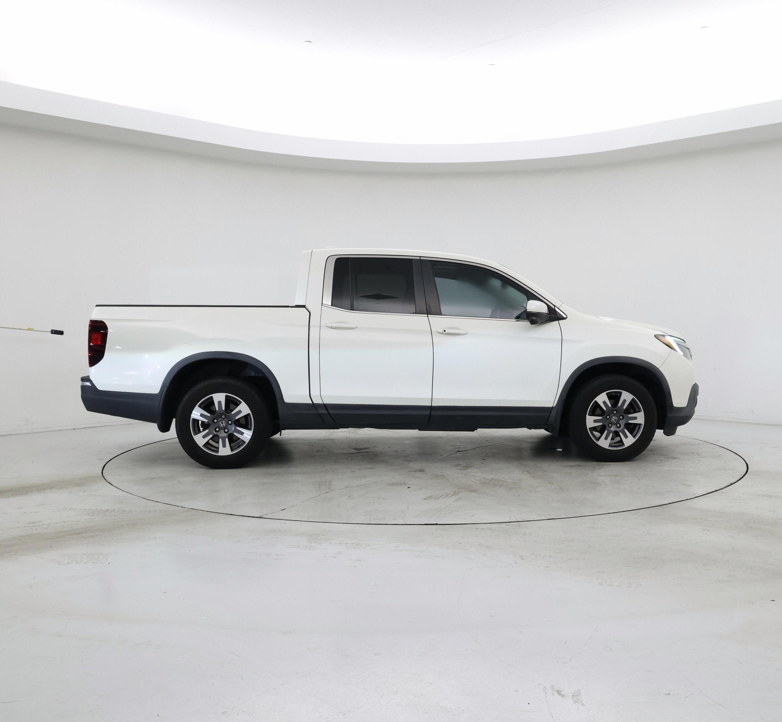 Thumbnail: 2019 Honda Ridgeline - 7