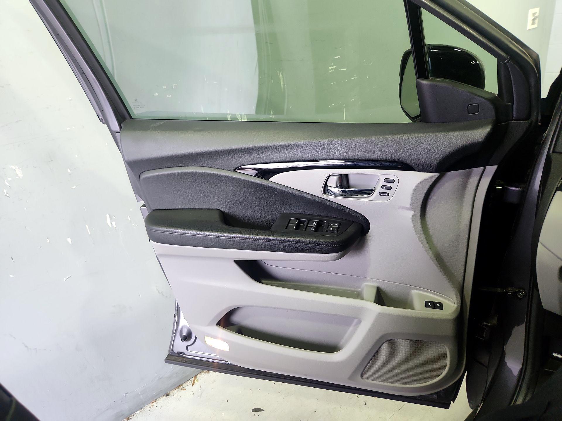 Thumbnail: 2021 Honda Pilot - 12