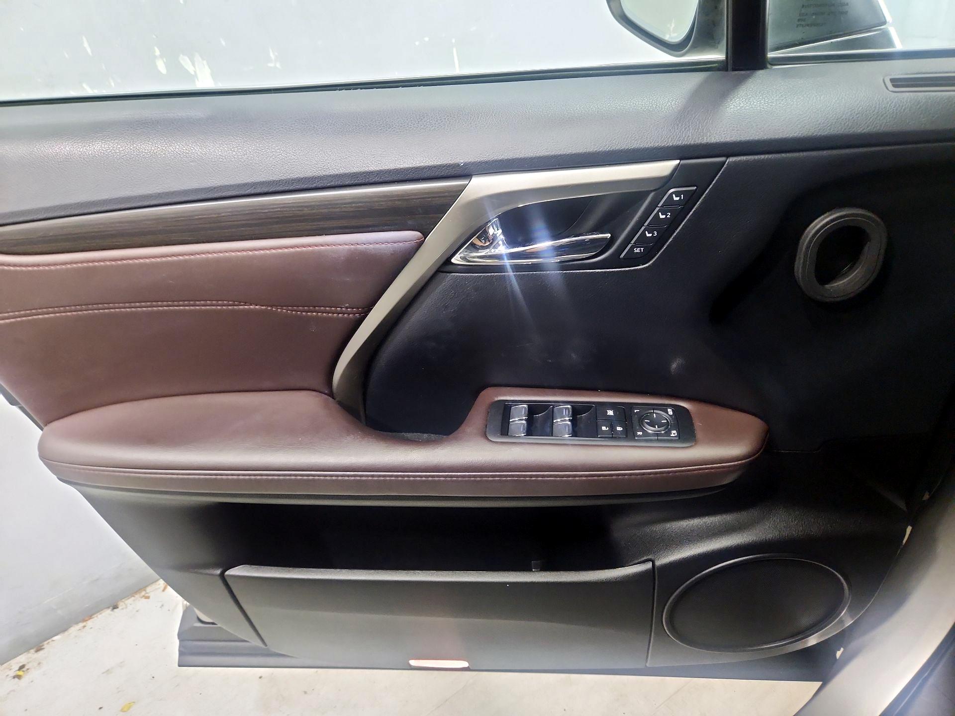 Thumbnail: 2019 Lexus RX - 12