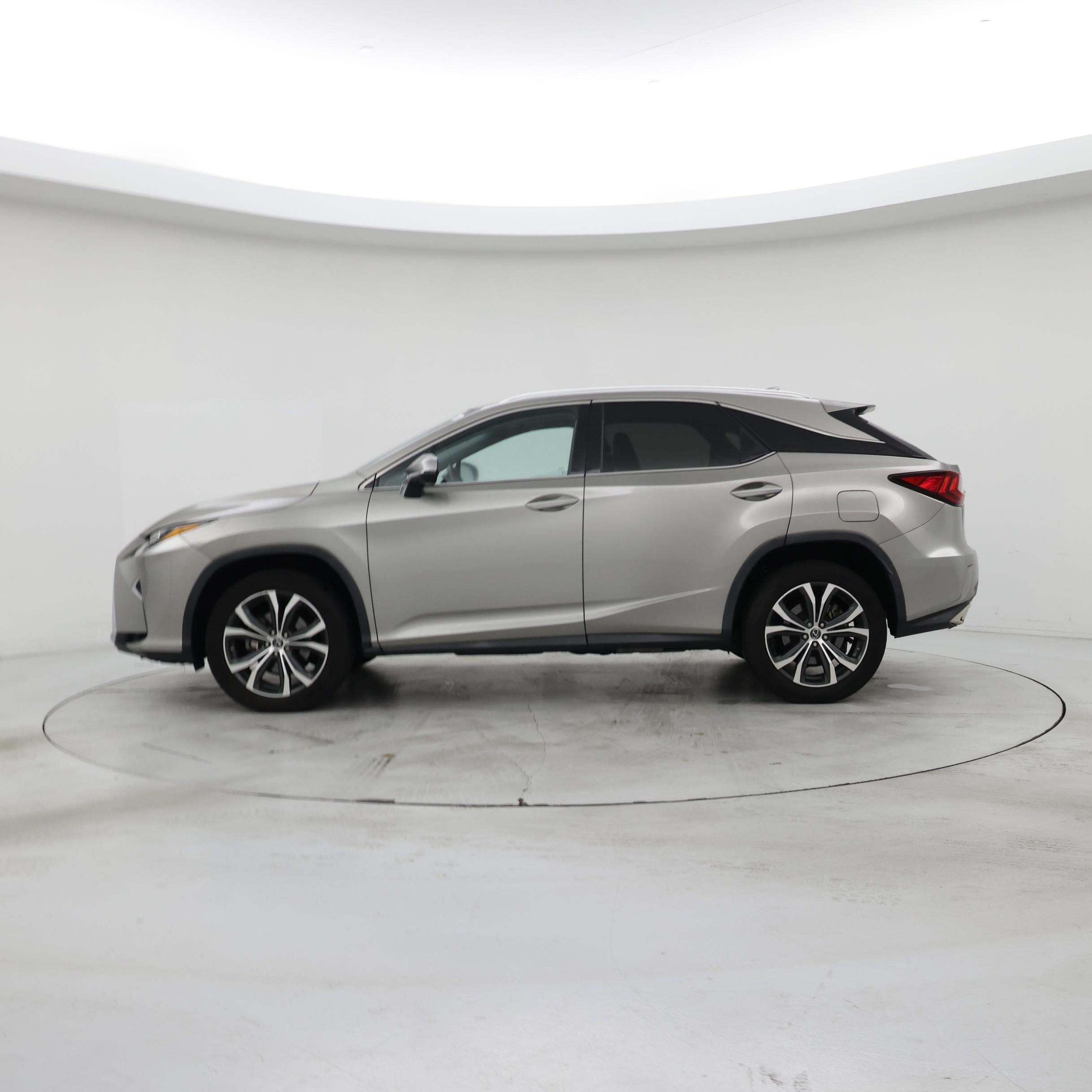 Thumbnail: 2019 Lexus RX - 3