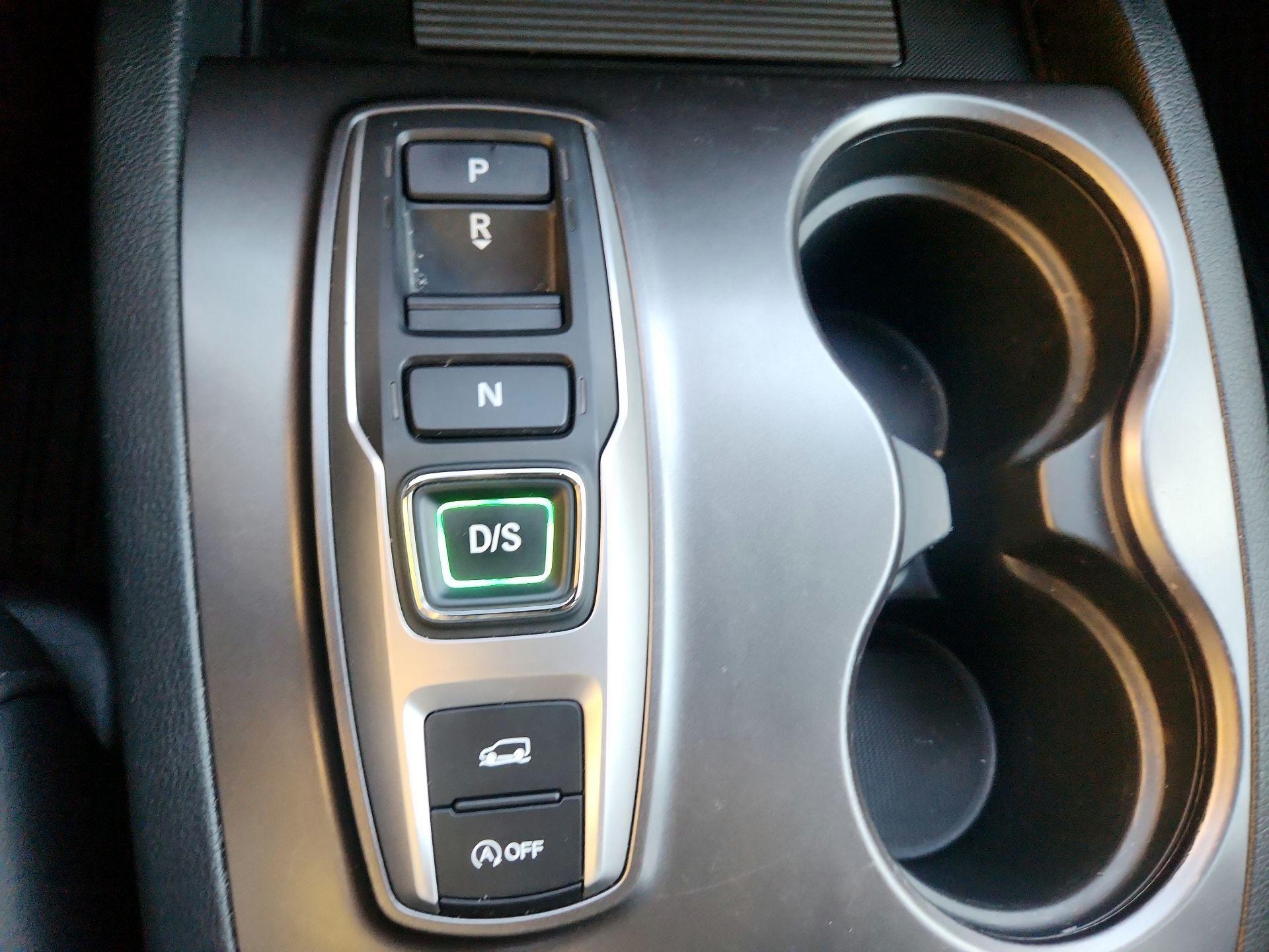 Thumbnail: 2022 Honda Passport - 17