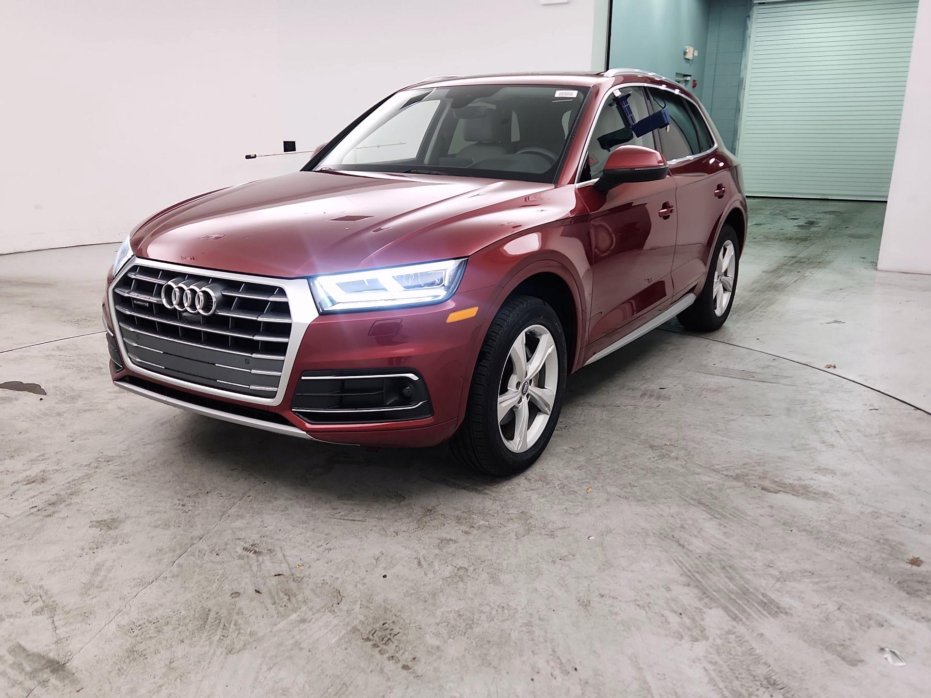 Thumbnail: 2020 Audi Q5 - 3
