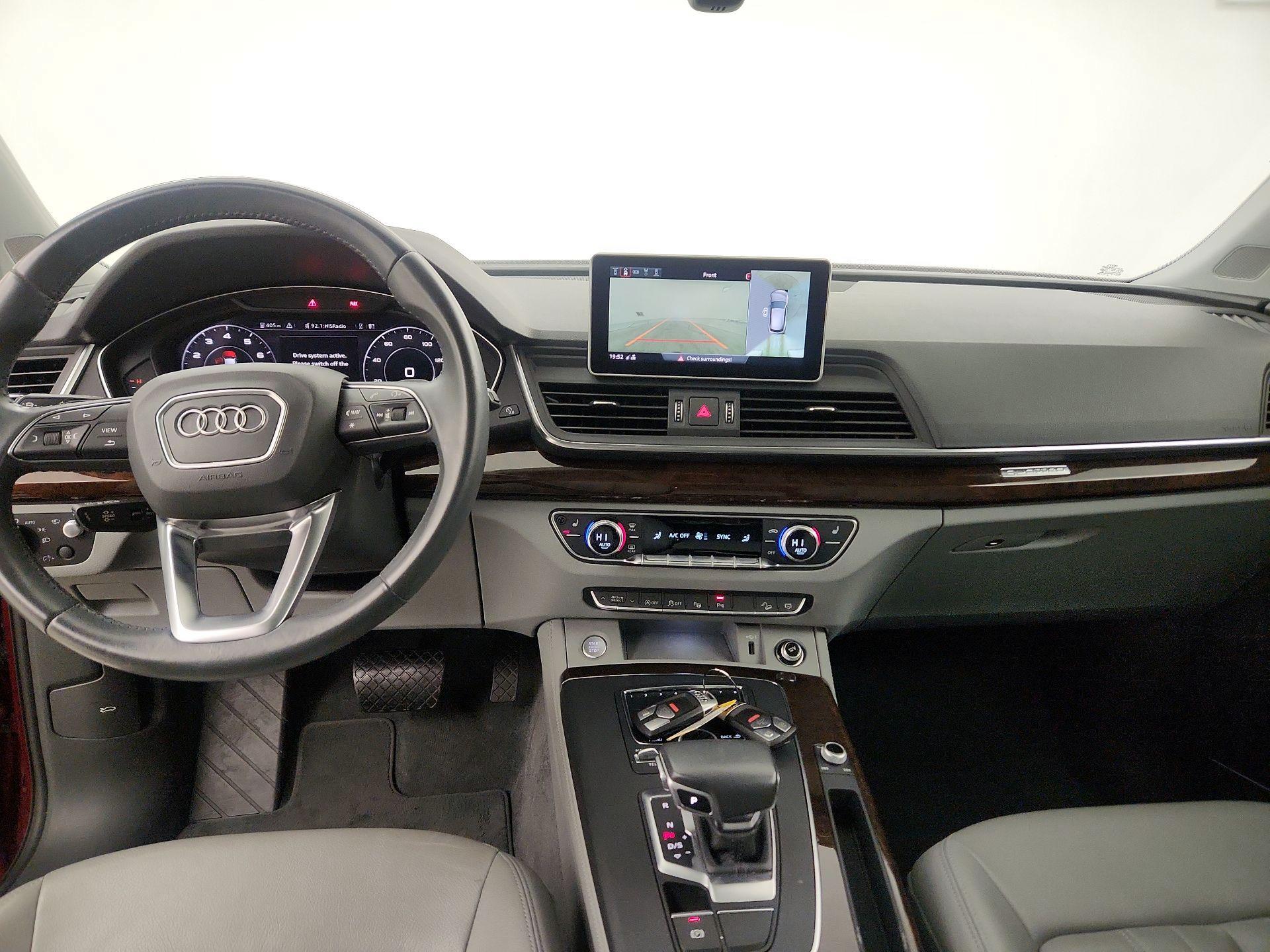 Thumbnail: 2020 Audi Q5 - 8