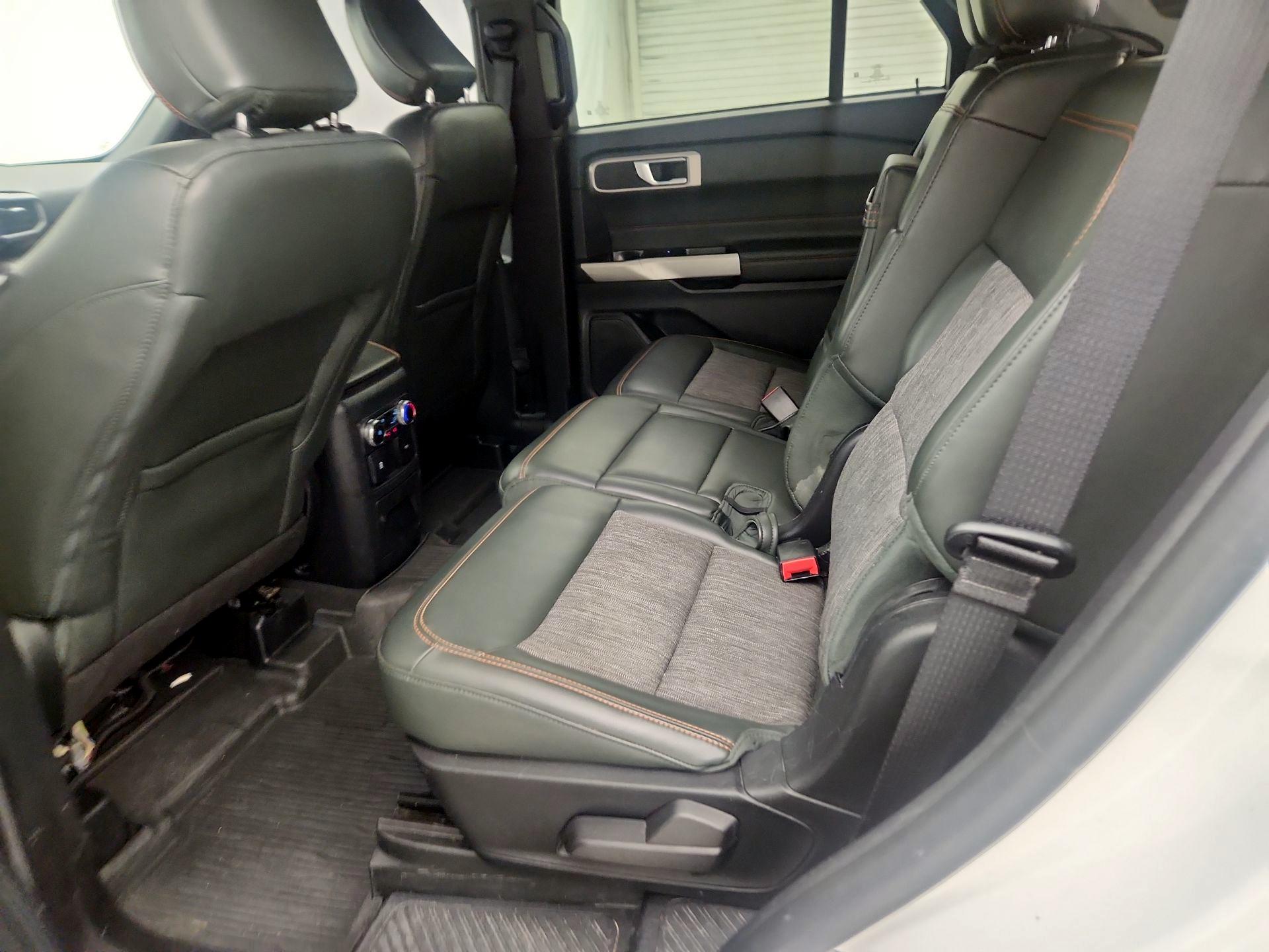 Thumbnail: 2022 Ford Explorer - 19